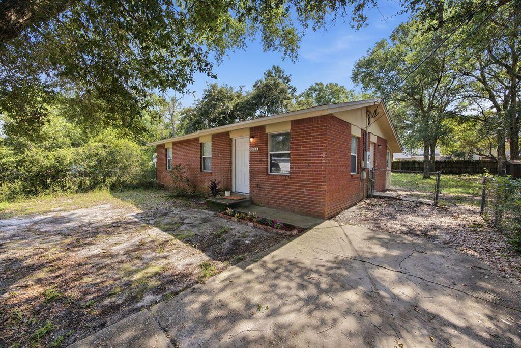 SEASHORE VILLAGE - Residential