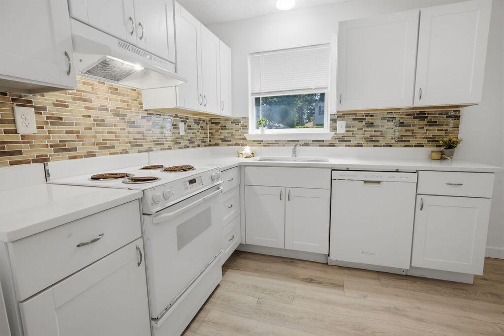 SEASHORE VILLAGE - Residential
