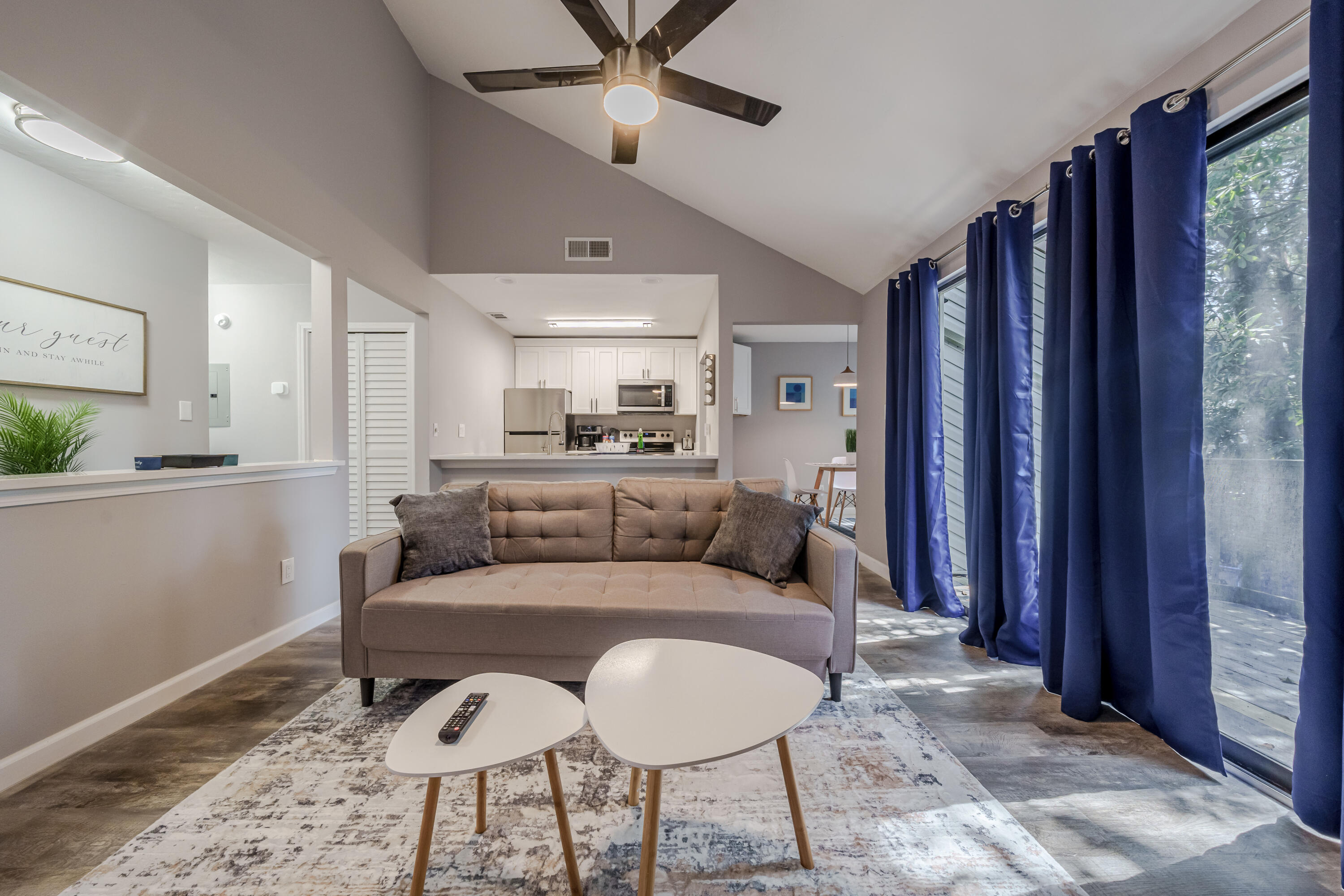 ELM PLACE CONDO - Residential