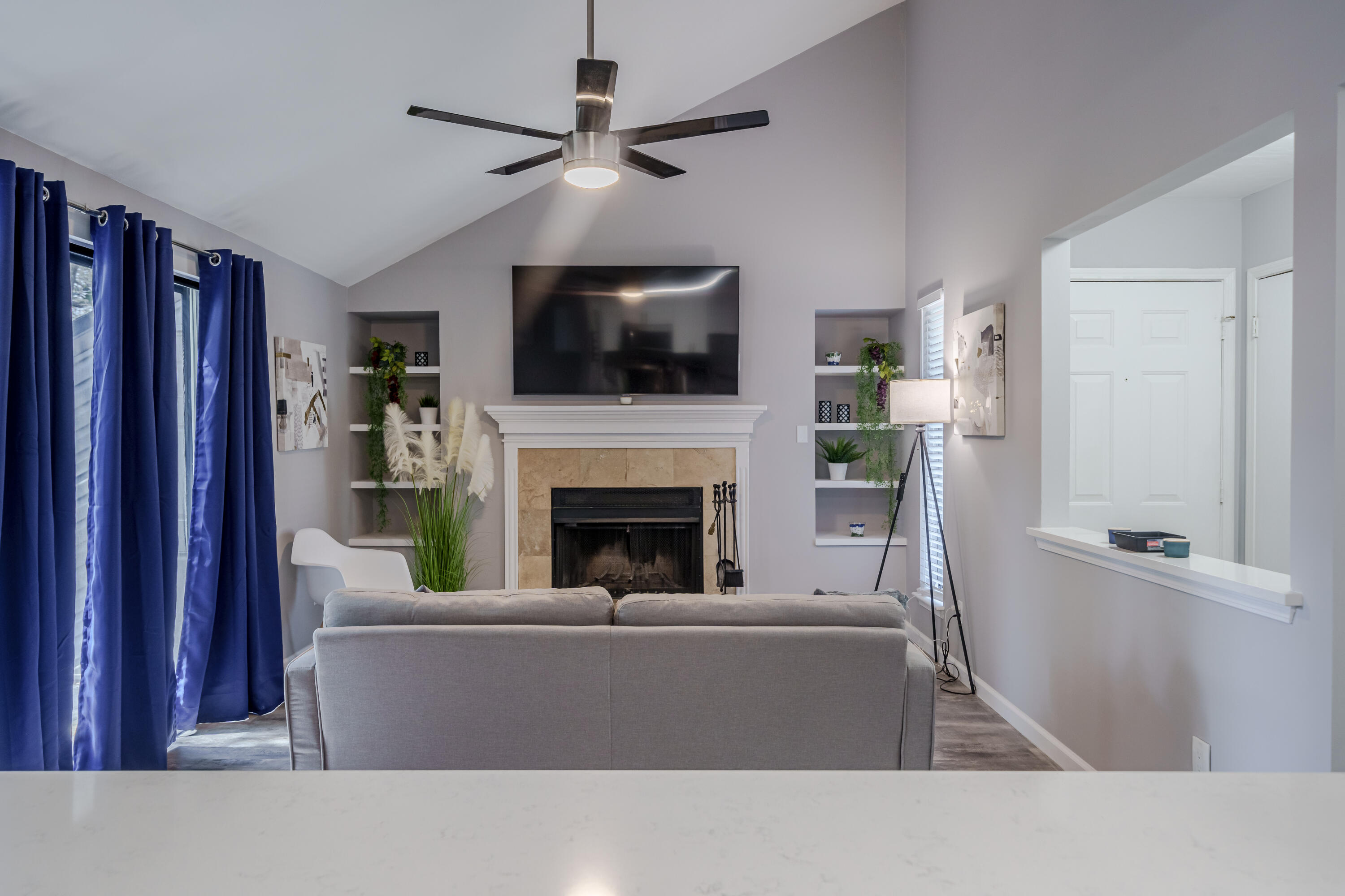 ELM PLACE CONDO - Residential