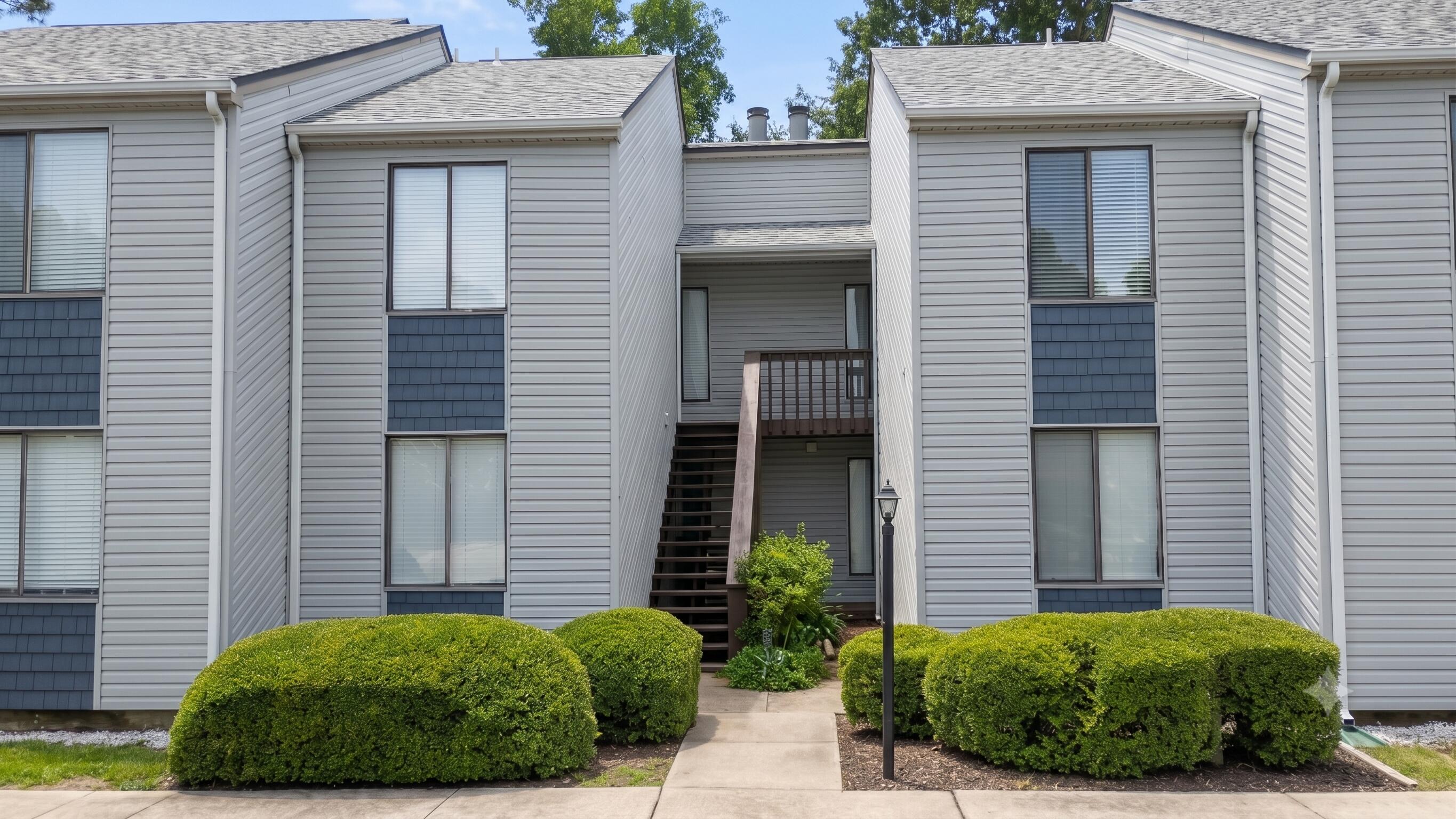 ELM PLACE CONDO - Residential