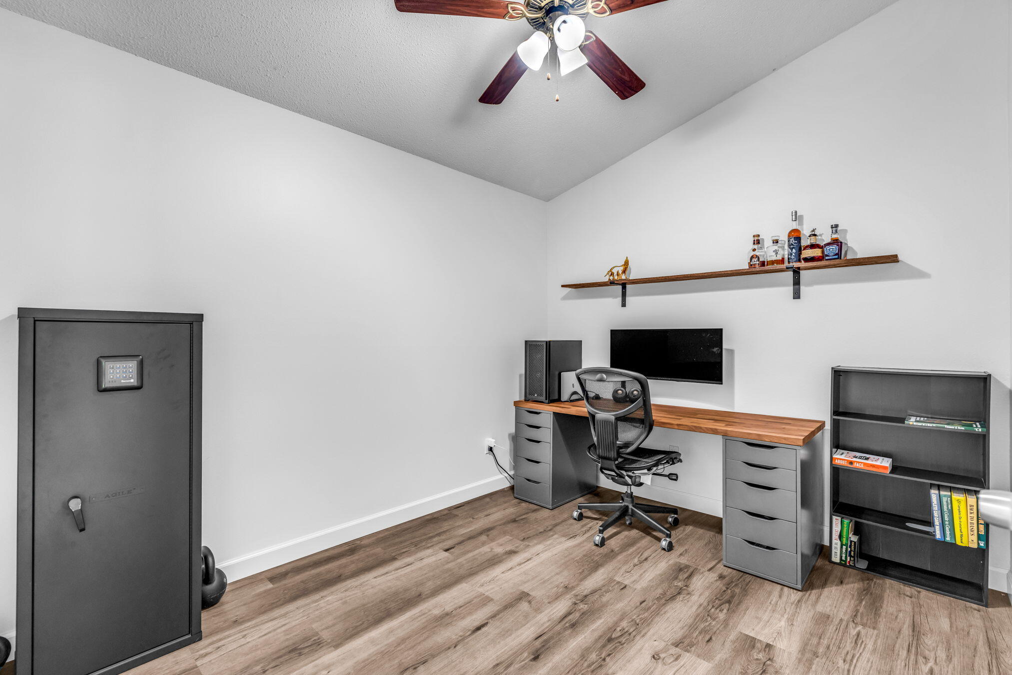 ROSS CROSSING - Residential