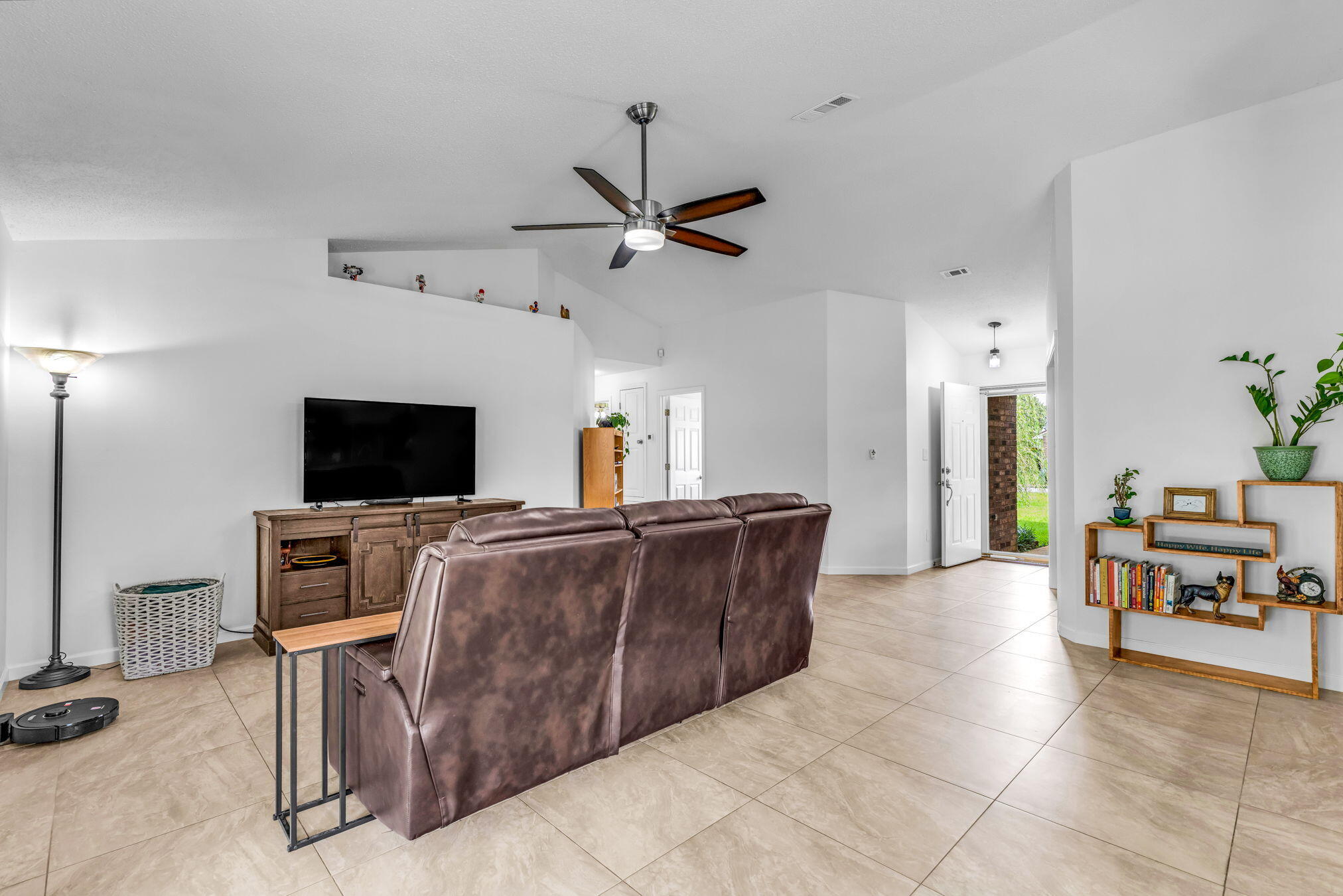 ROSS CROSSING - Residential