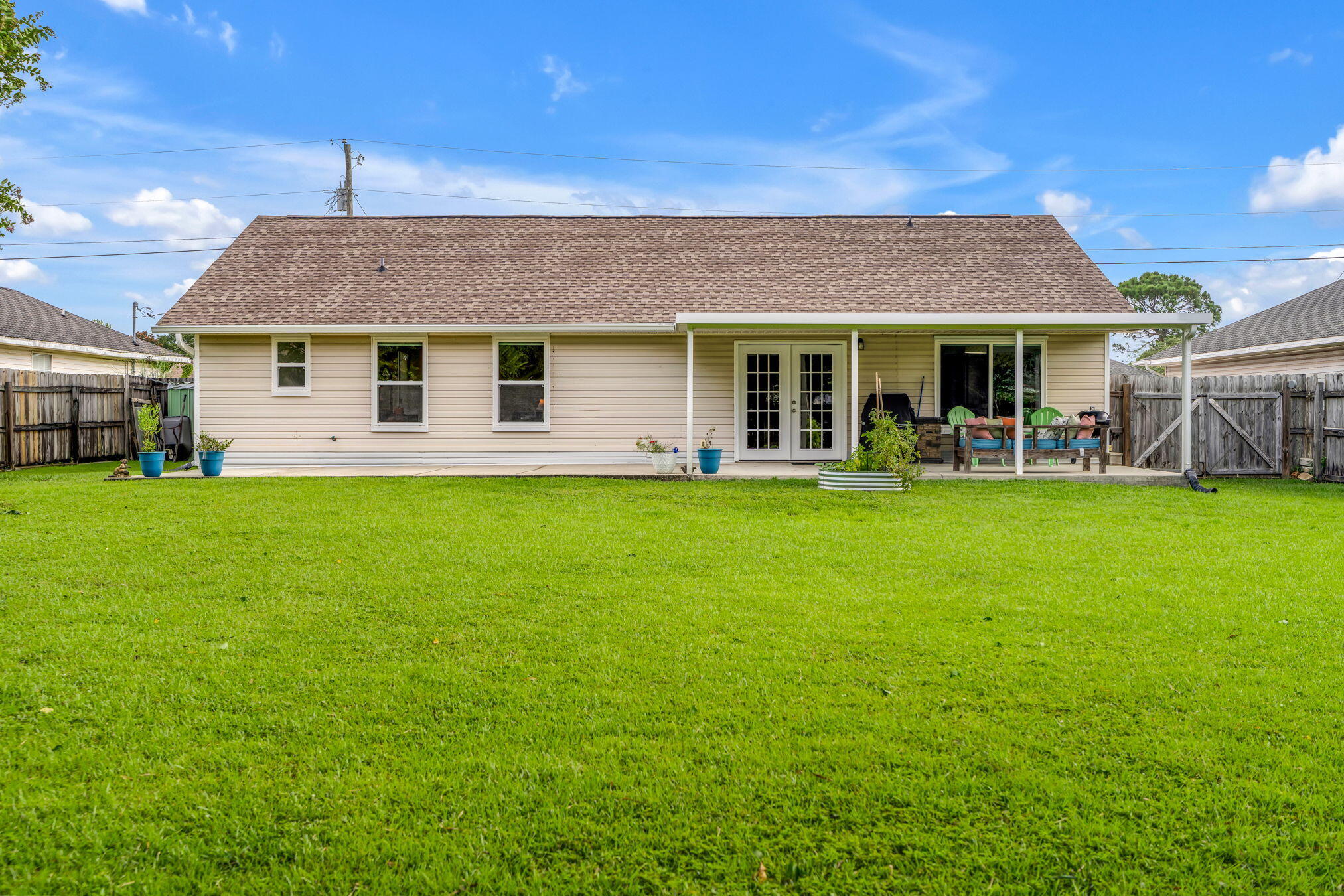 ROSS CROSSING - Residential