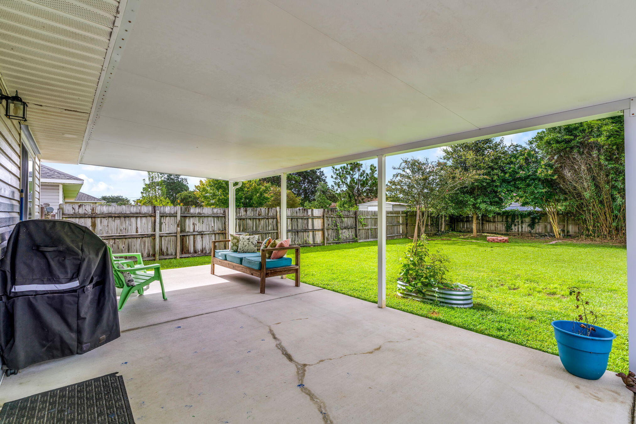 ROSS CROSSING - Residential