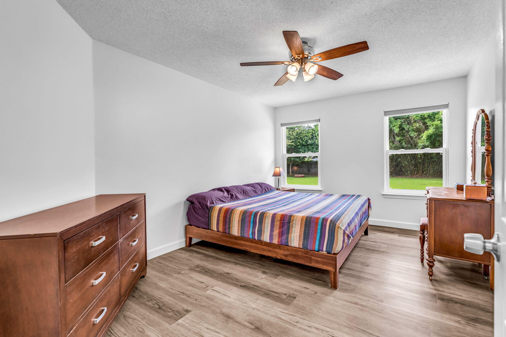 ROSS CROSSING - Residential