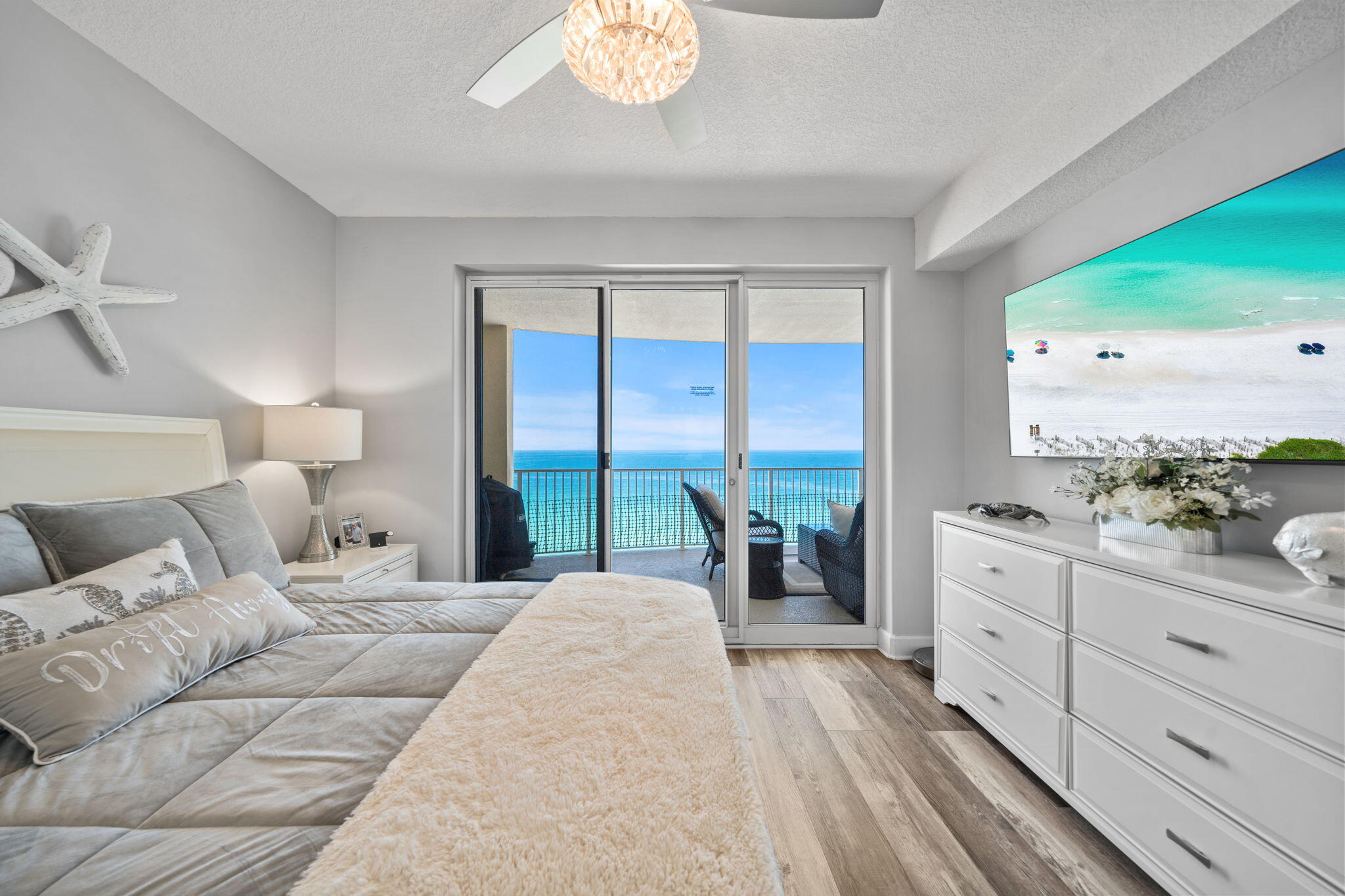 OCEAN VILLA - Residential