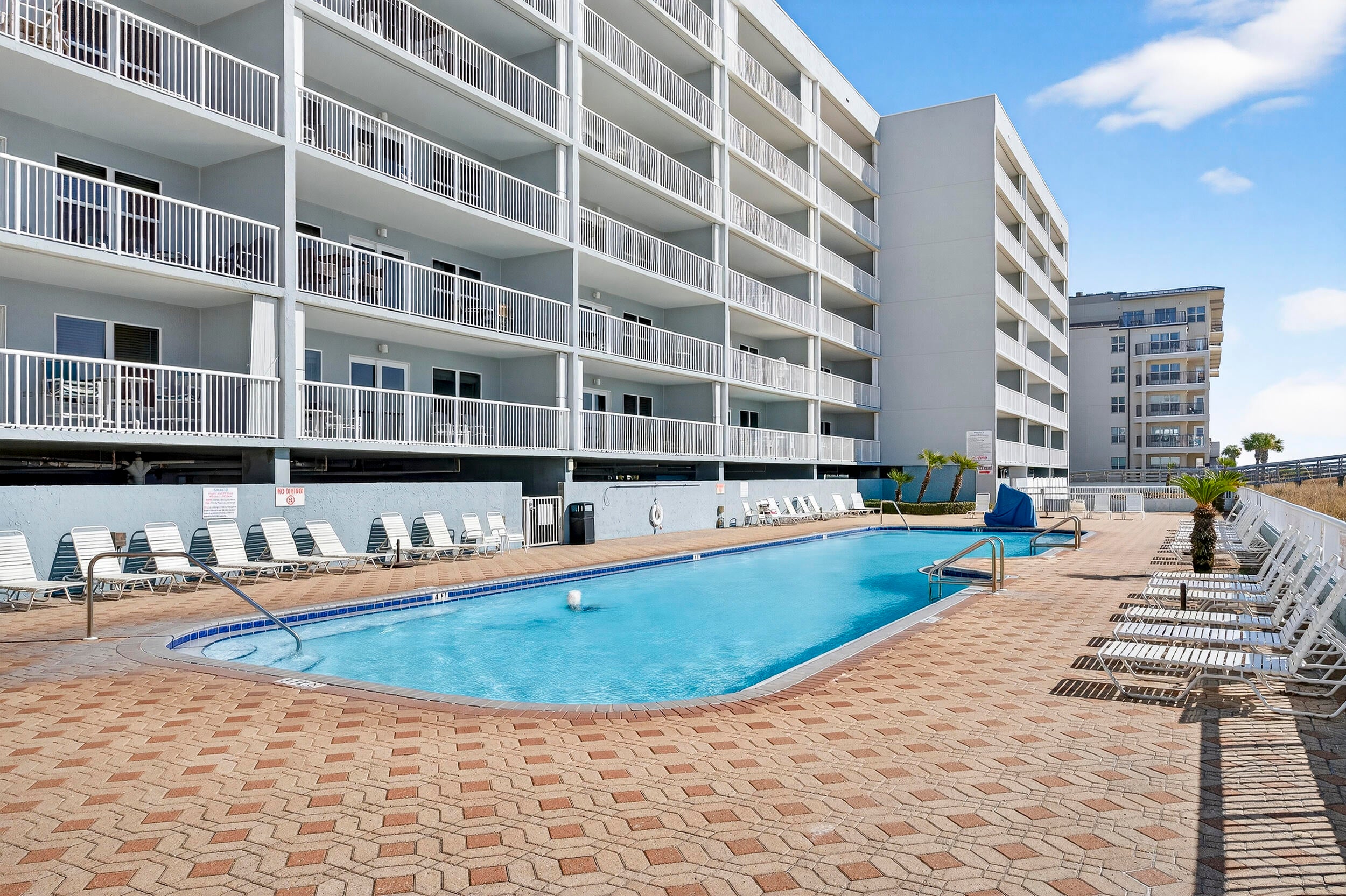 ISLANDER BEACH RESORT CONDO - Residential