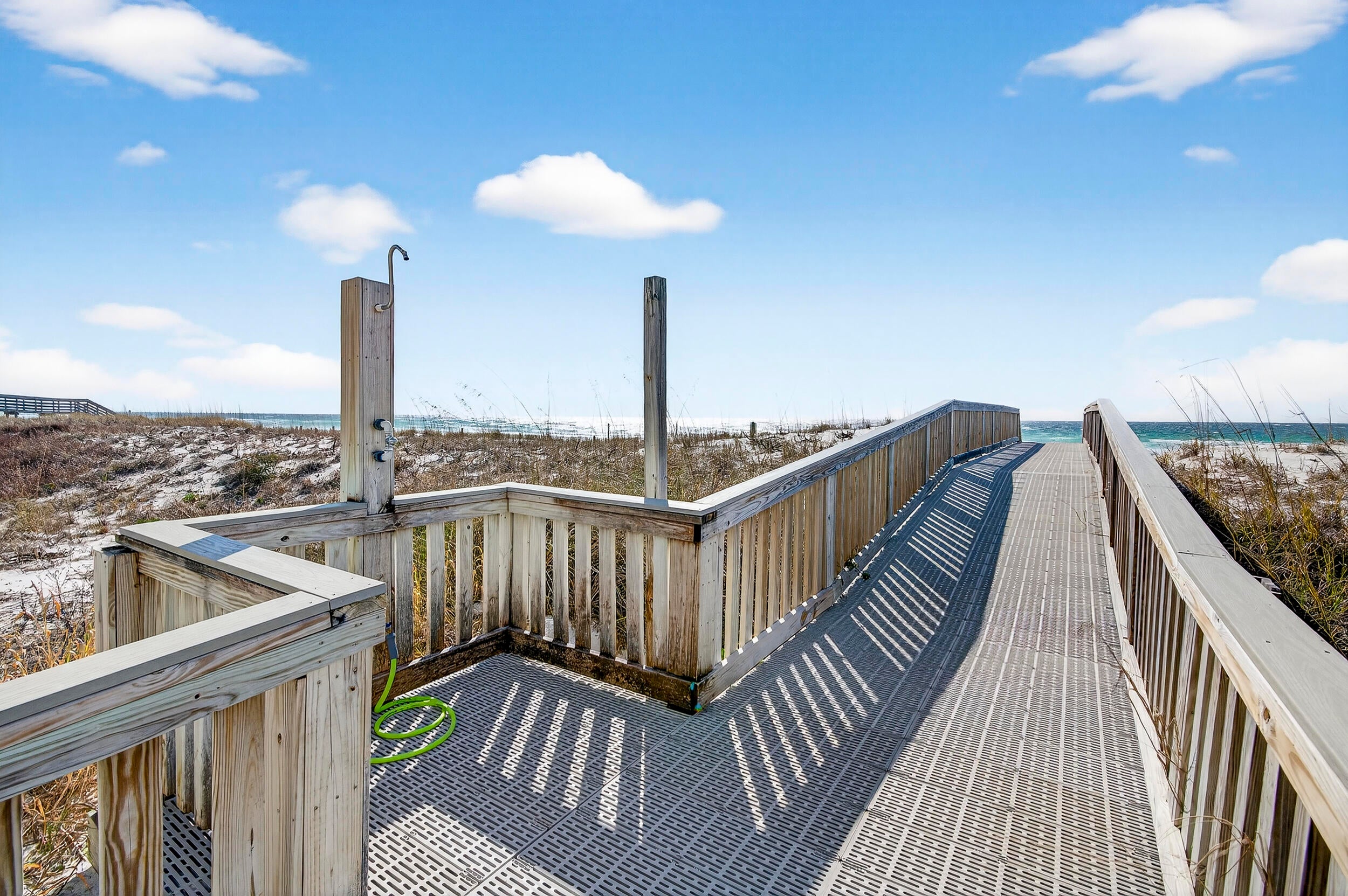 ISLANDER BEACH RESORT CONDO - Residential