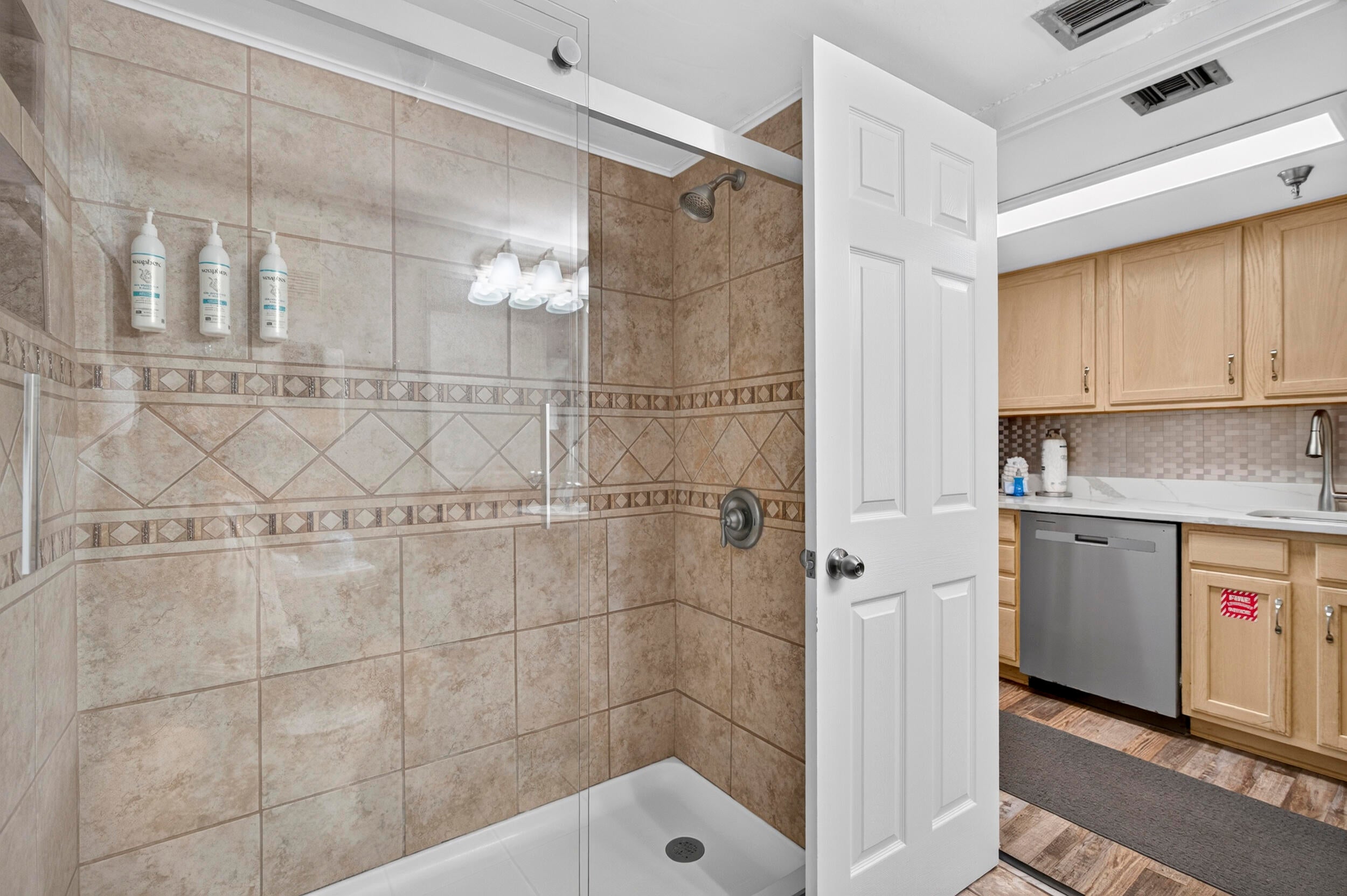 ISLANDER BEACH RESORT CONDO - Residential