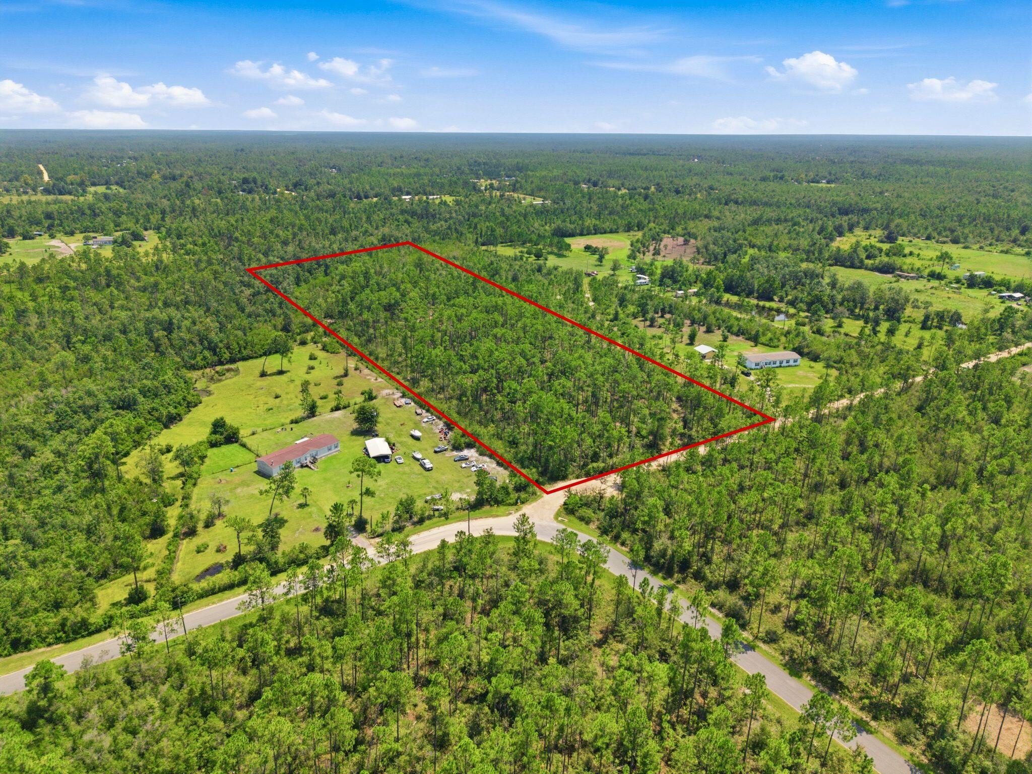 NO RECORDED SUBDIVISION - Land