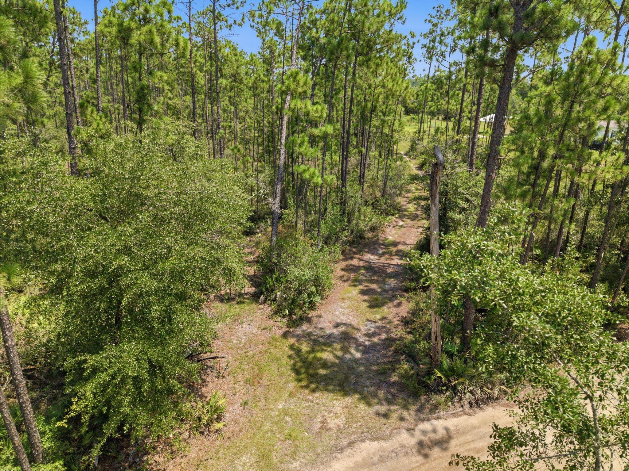 NO RECORDED SUBDIVISION - Land