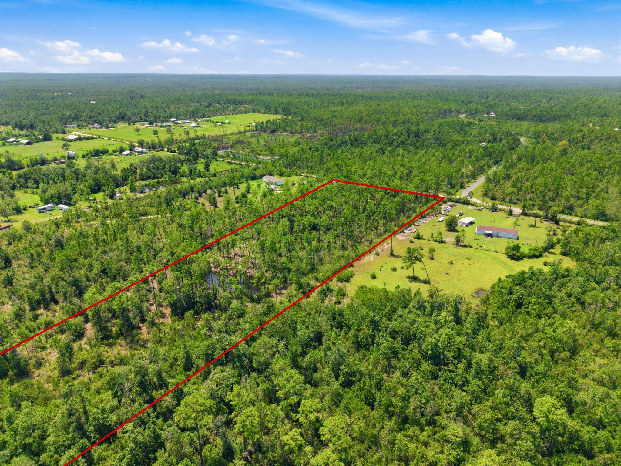 NO RECORDED SUBDIVISION - Land