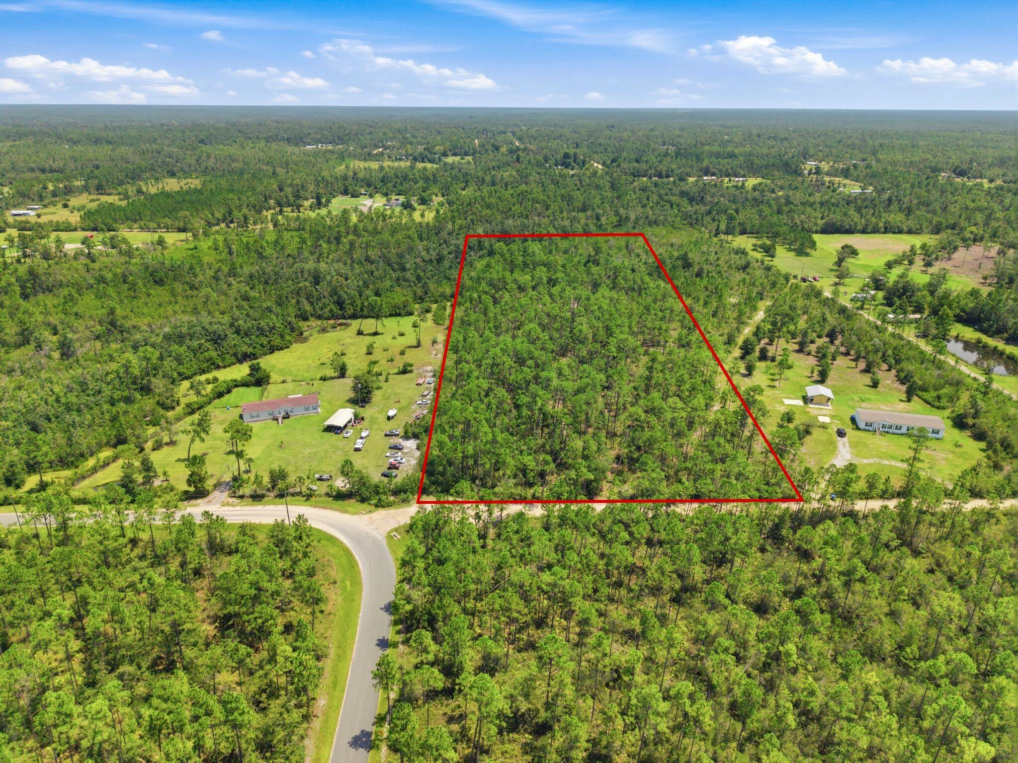 NO RECORDED SUBDIVISION - Land