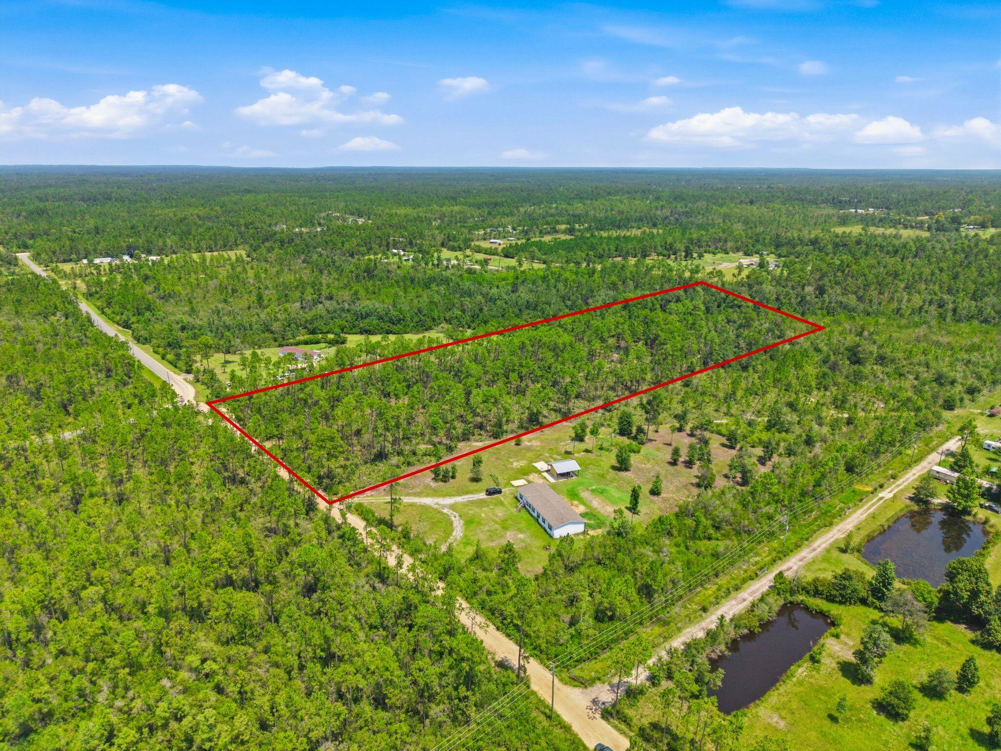 NO RECORDED SUBDIVISION - Land