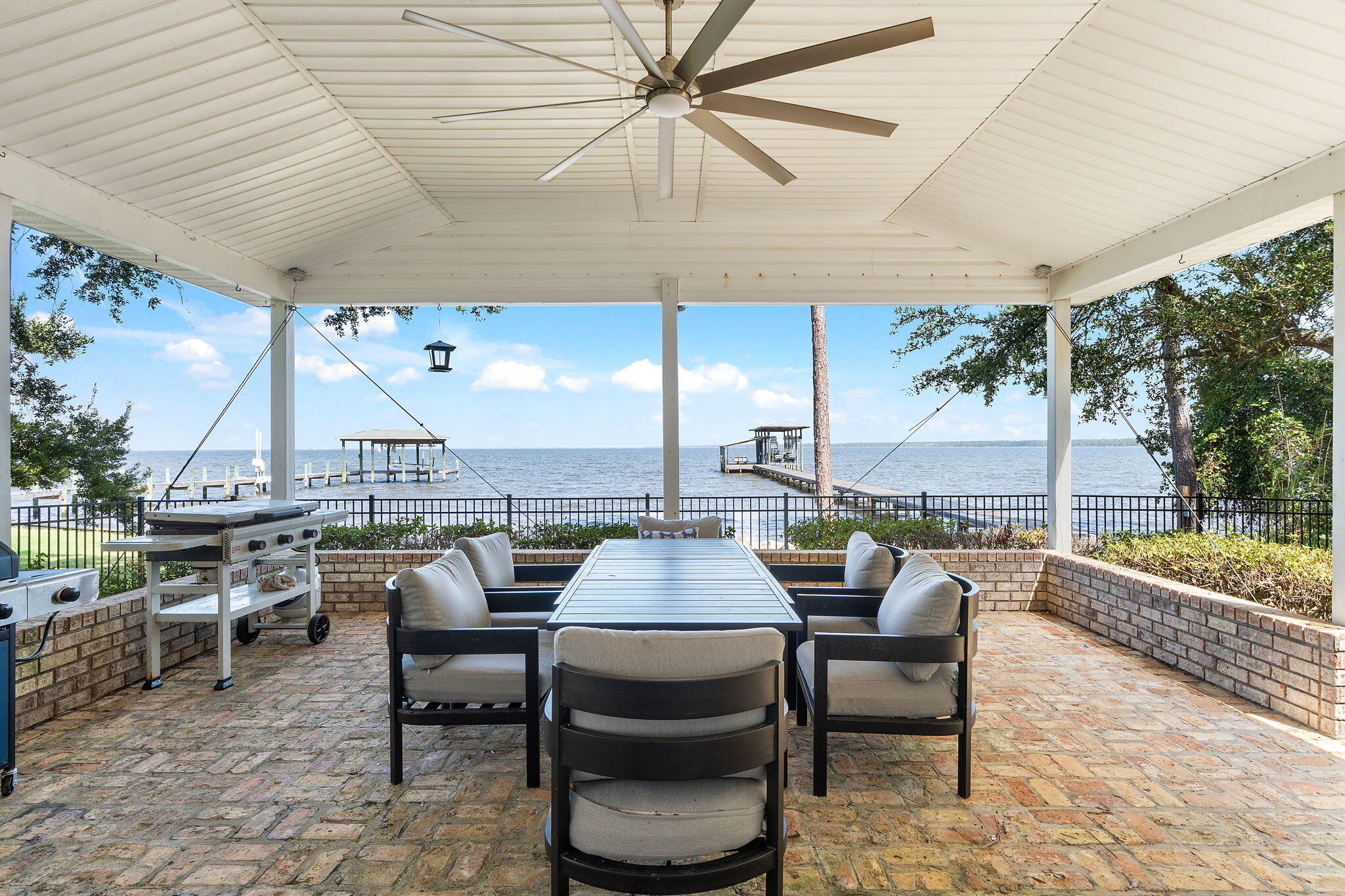 LAGNIAPPE BEACH - Residential