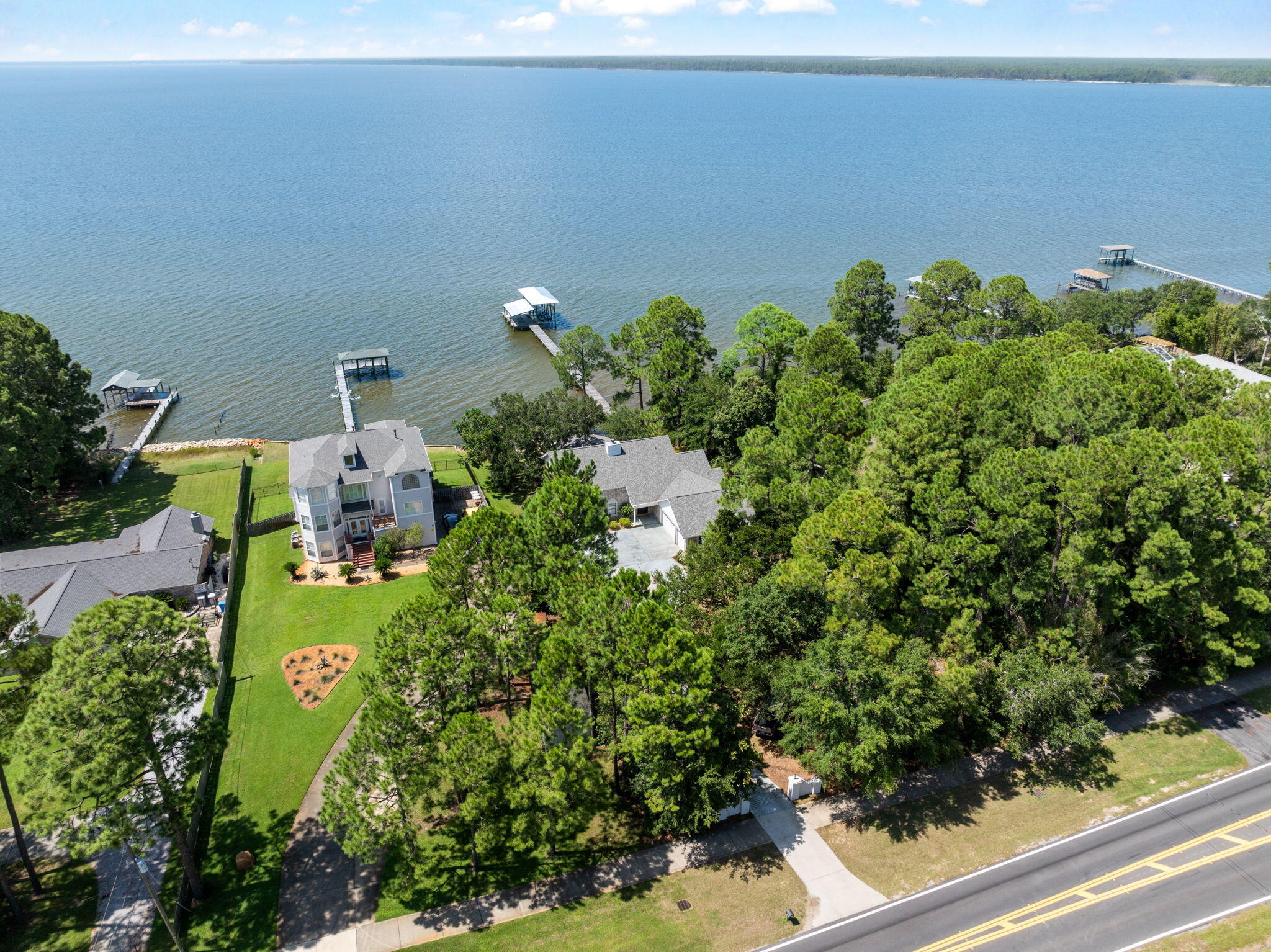 LAGNIAPPE BEACH - Residential
