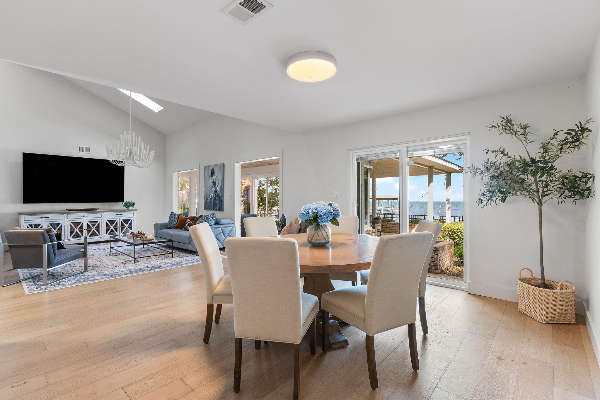LAGNIAPPE BEACH - Residential