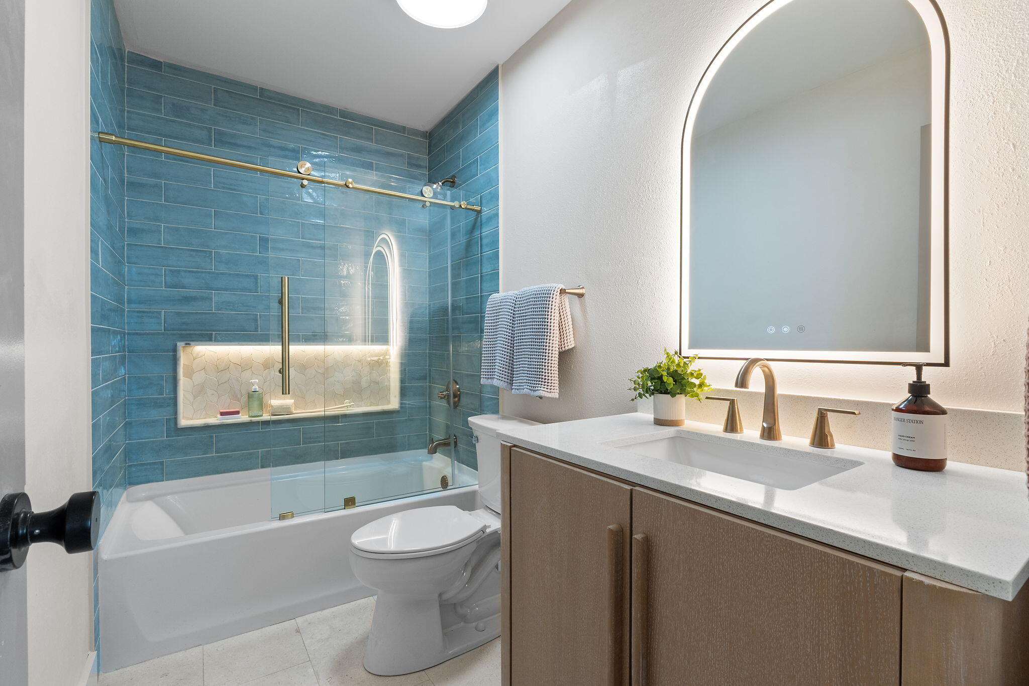 LAGNIAPPE BEACH - Residential