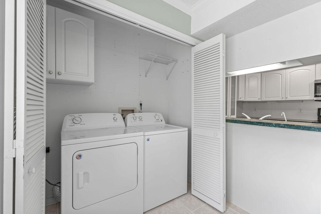DONLABROOK GARDYNS - Residential
