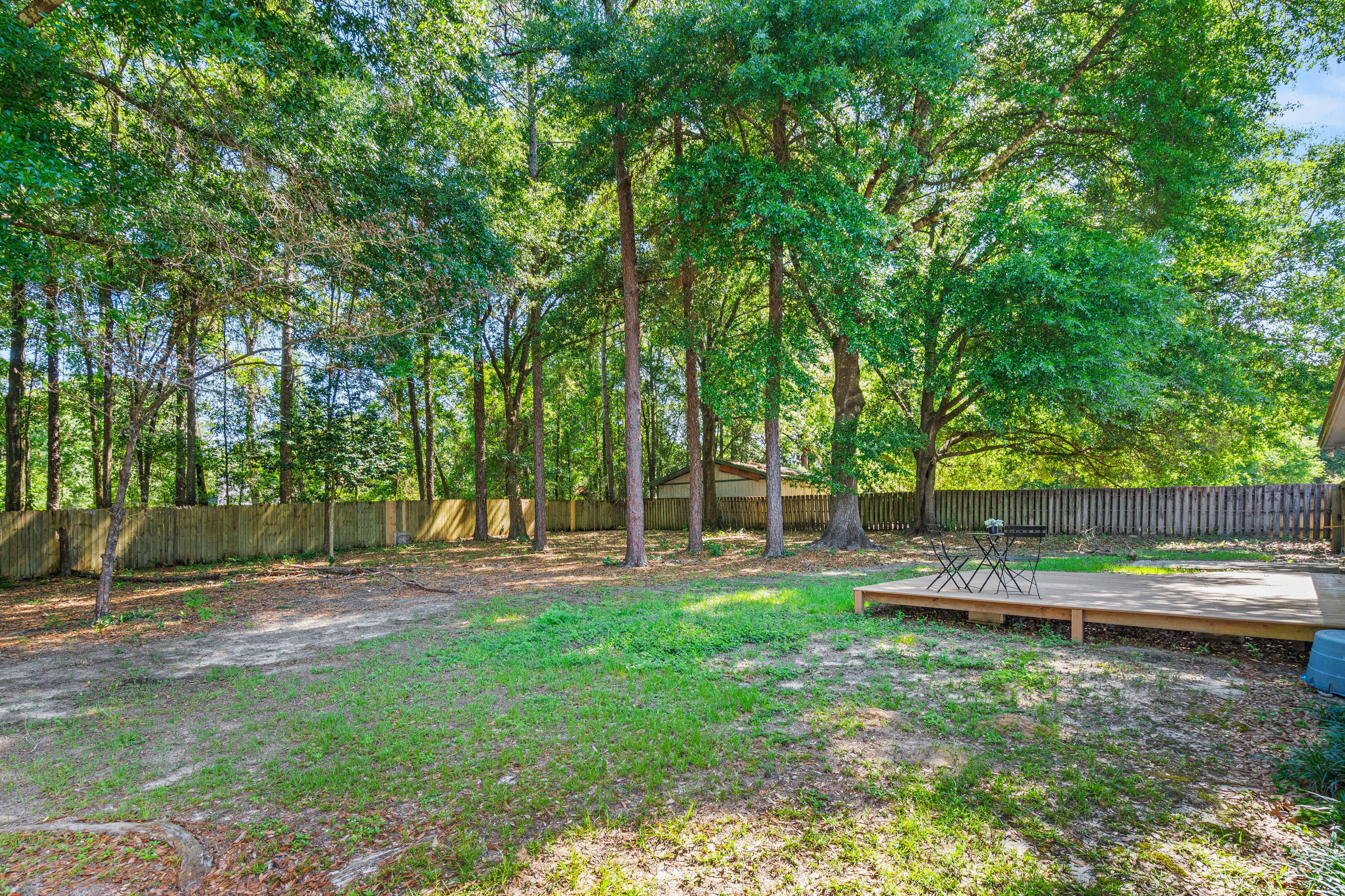 SHOAL CREEK MANOR WEST LOT 12 - Residential