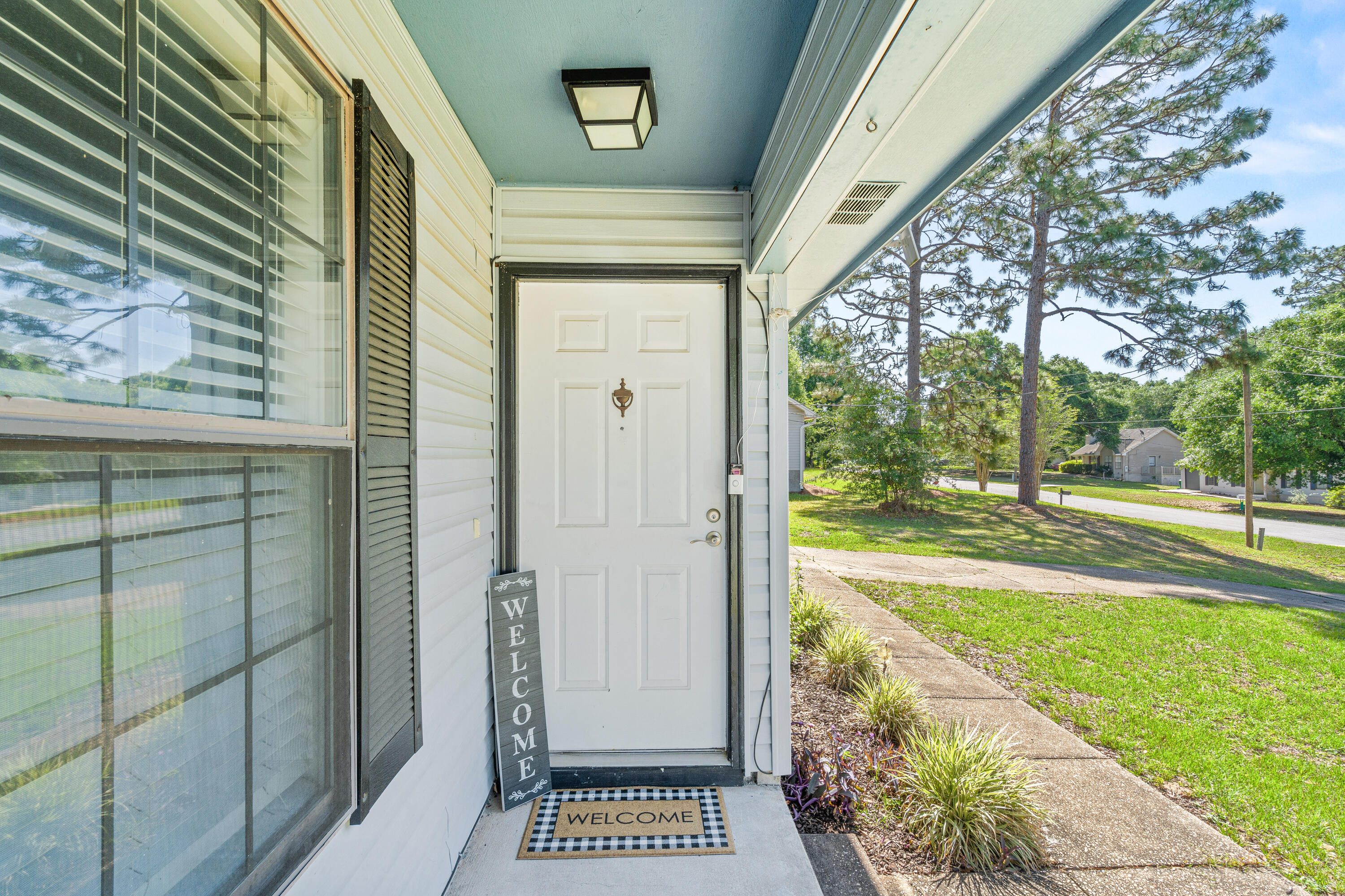 SHOAL CREEK MANOR WEST LOT 12 - Residential