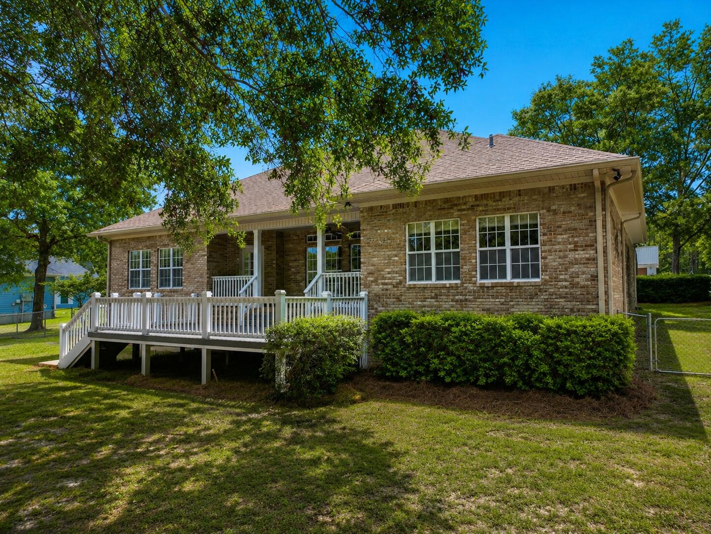 HIDDEN LAKES ESTATES - Residential