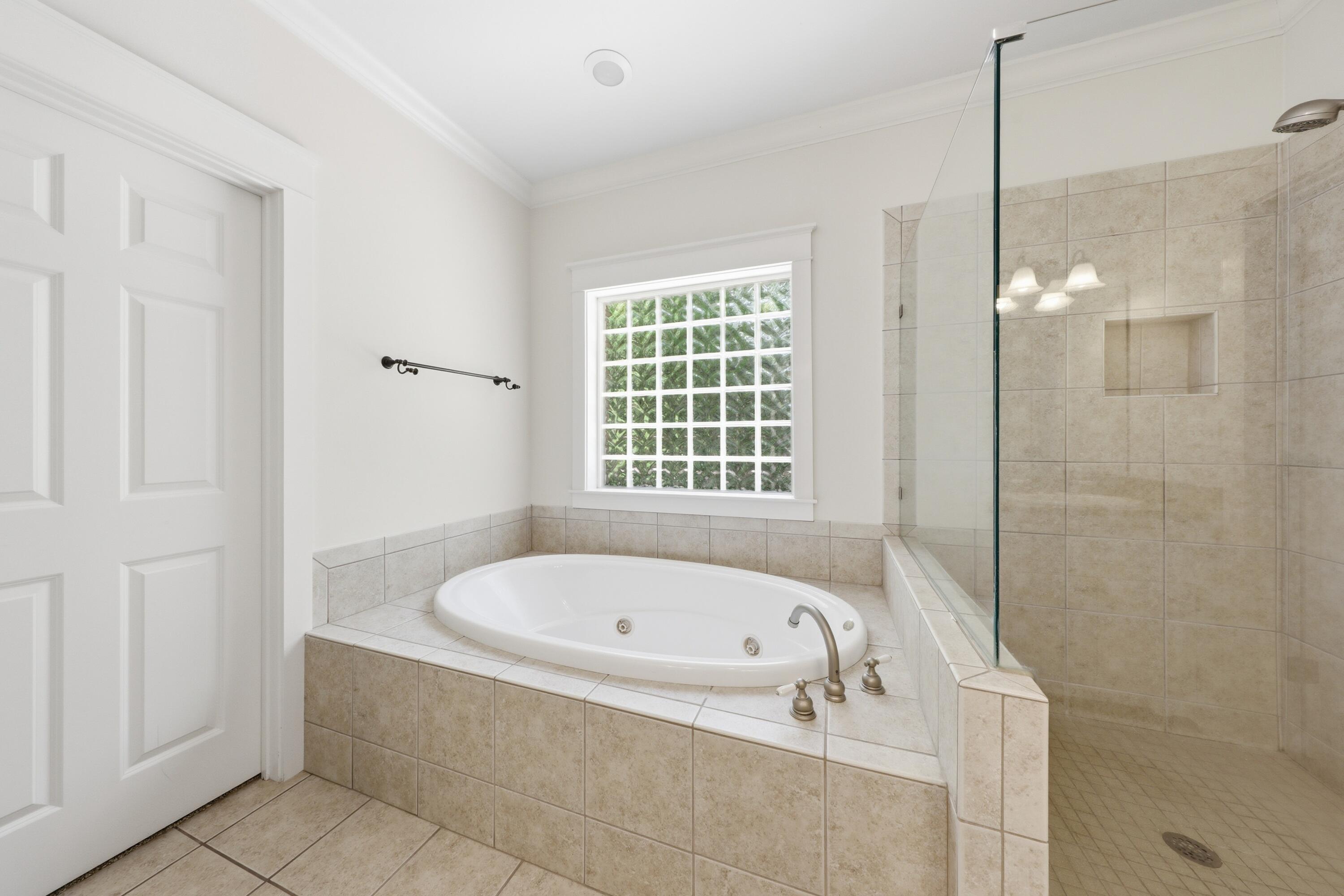 HIDDEN LAKES ESTATES - Residential