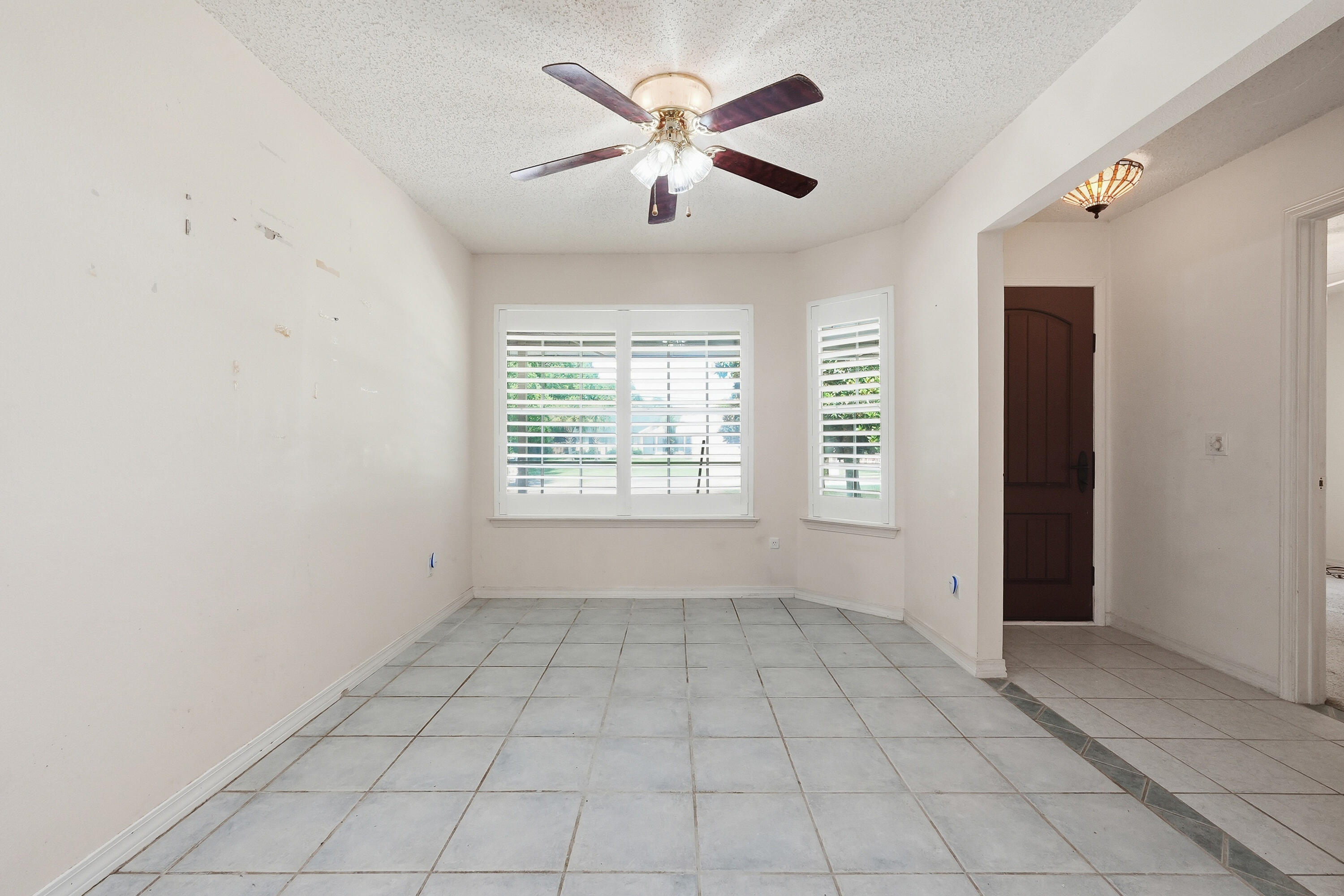HOLLEY BY THE SEA - Residential