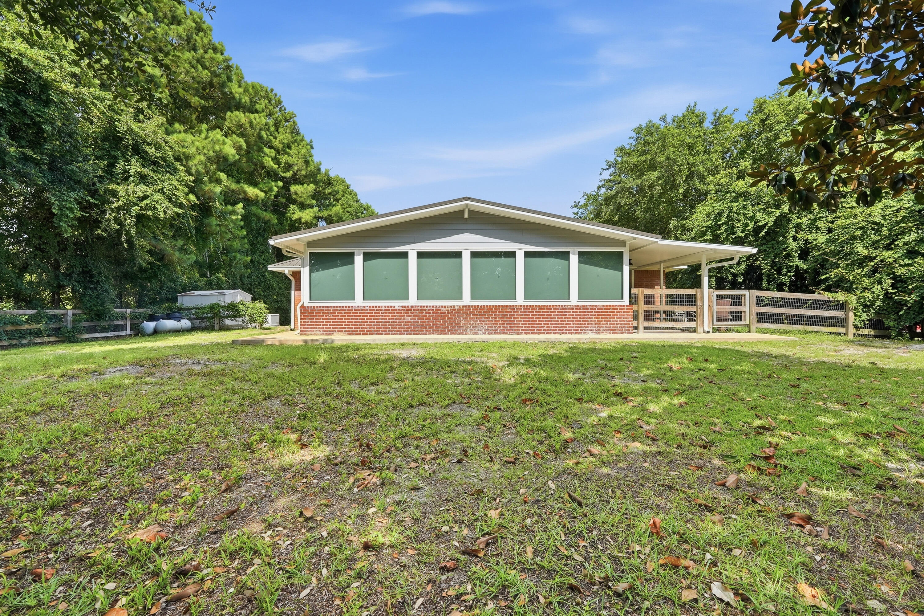 HOLLEY BY THE SEA - Residential