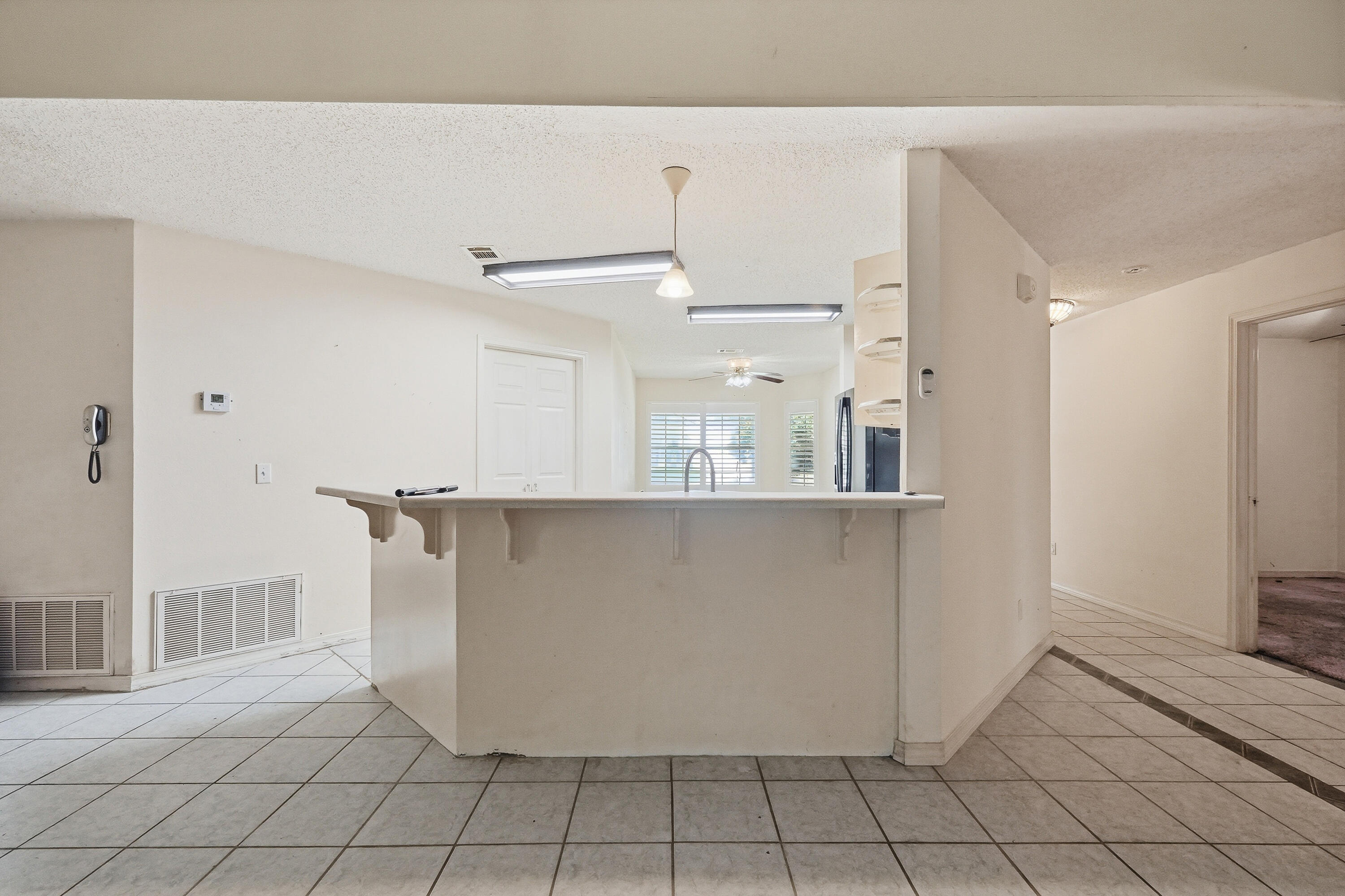 HOLLEY BY THE SEA - Residential