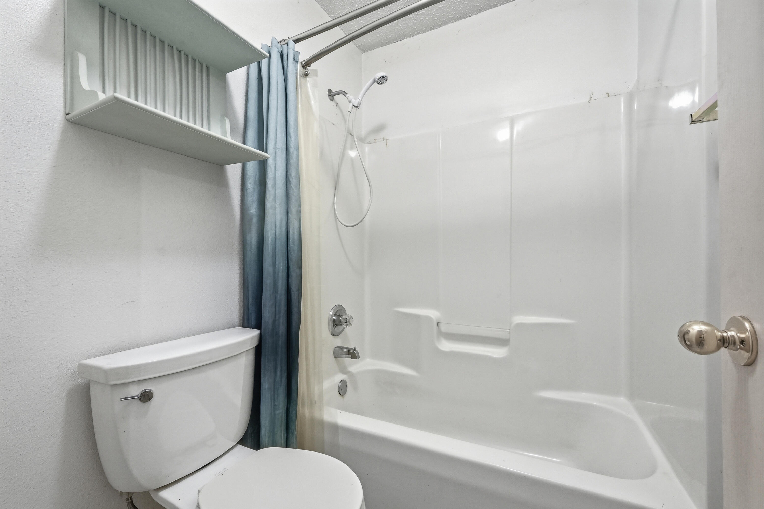 HOLLEY BY THE SEA - Residential