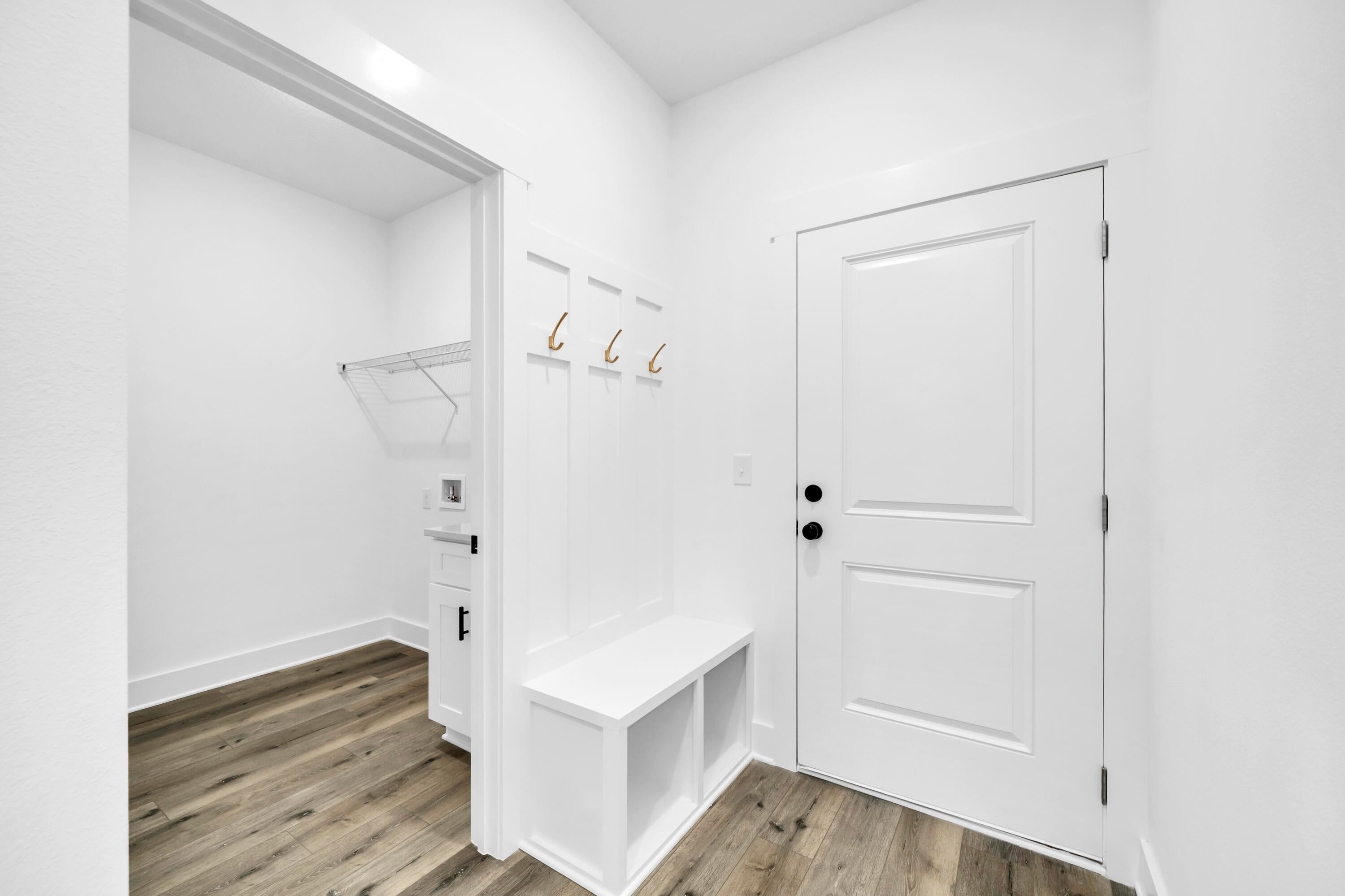 RE S/D RACE TRACK RD S/S LOT 14 BLK E - Residential