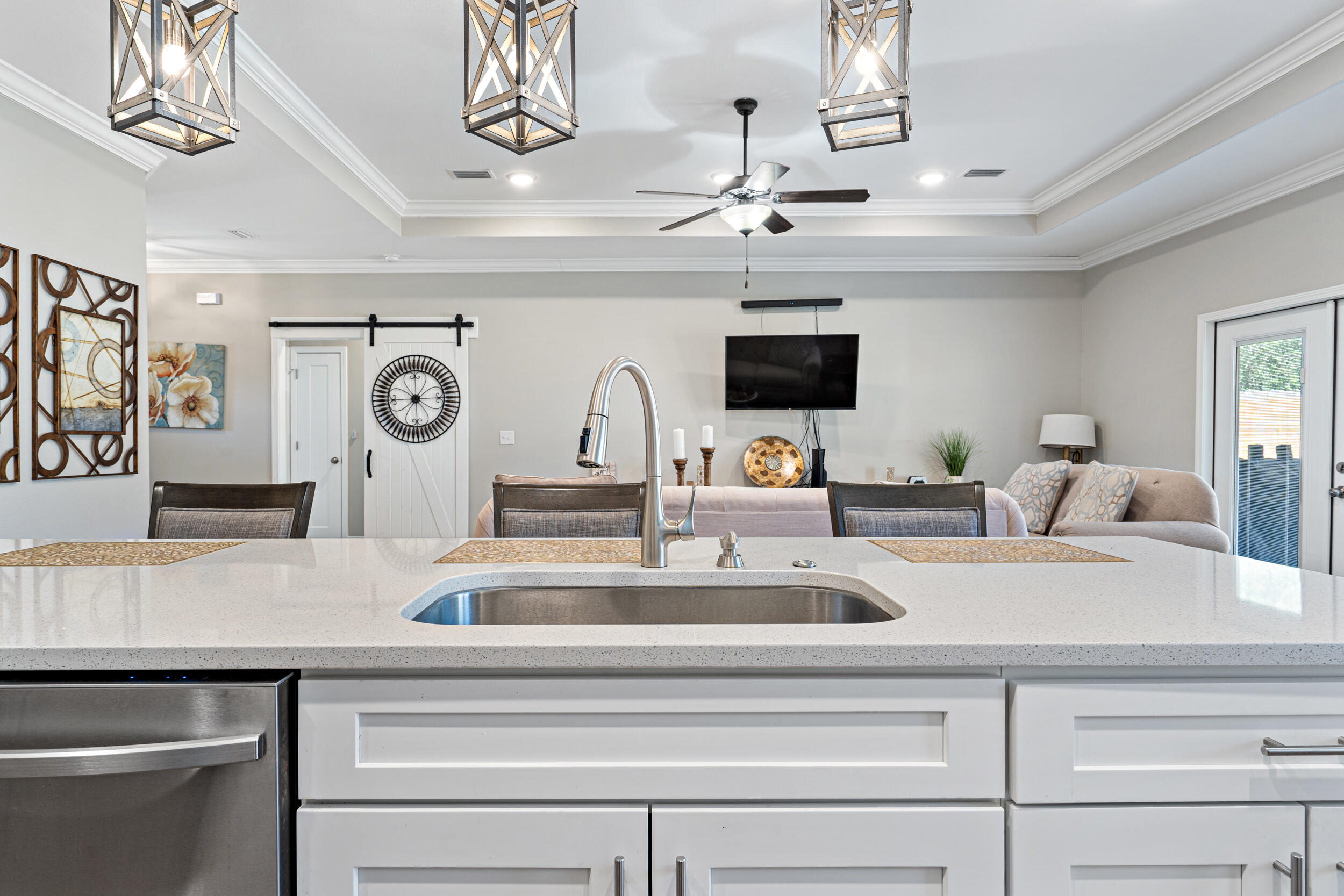 CASA LOMA S/D - Residential Lease