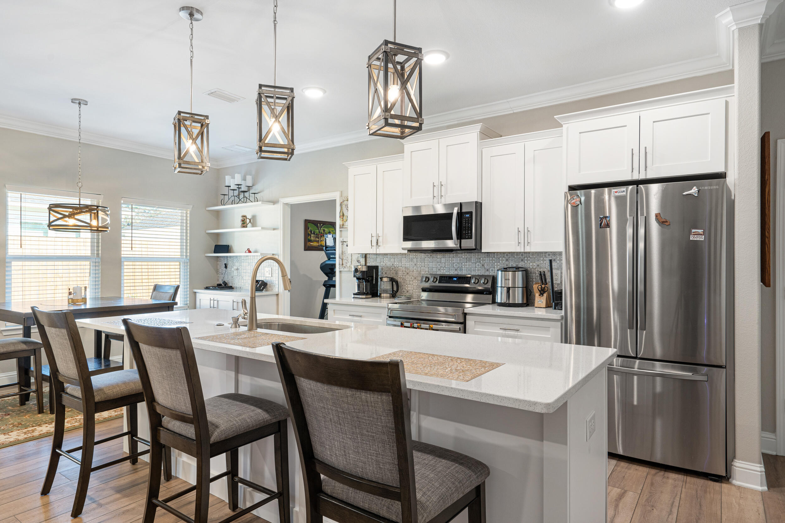 CASA LOMA S/D - Residential Lease