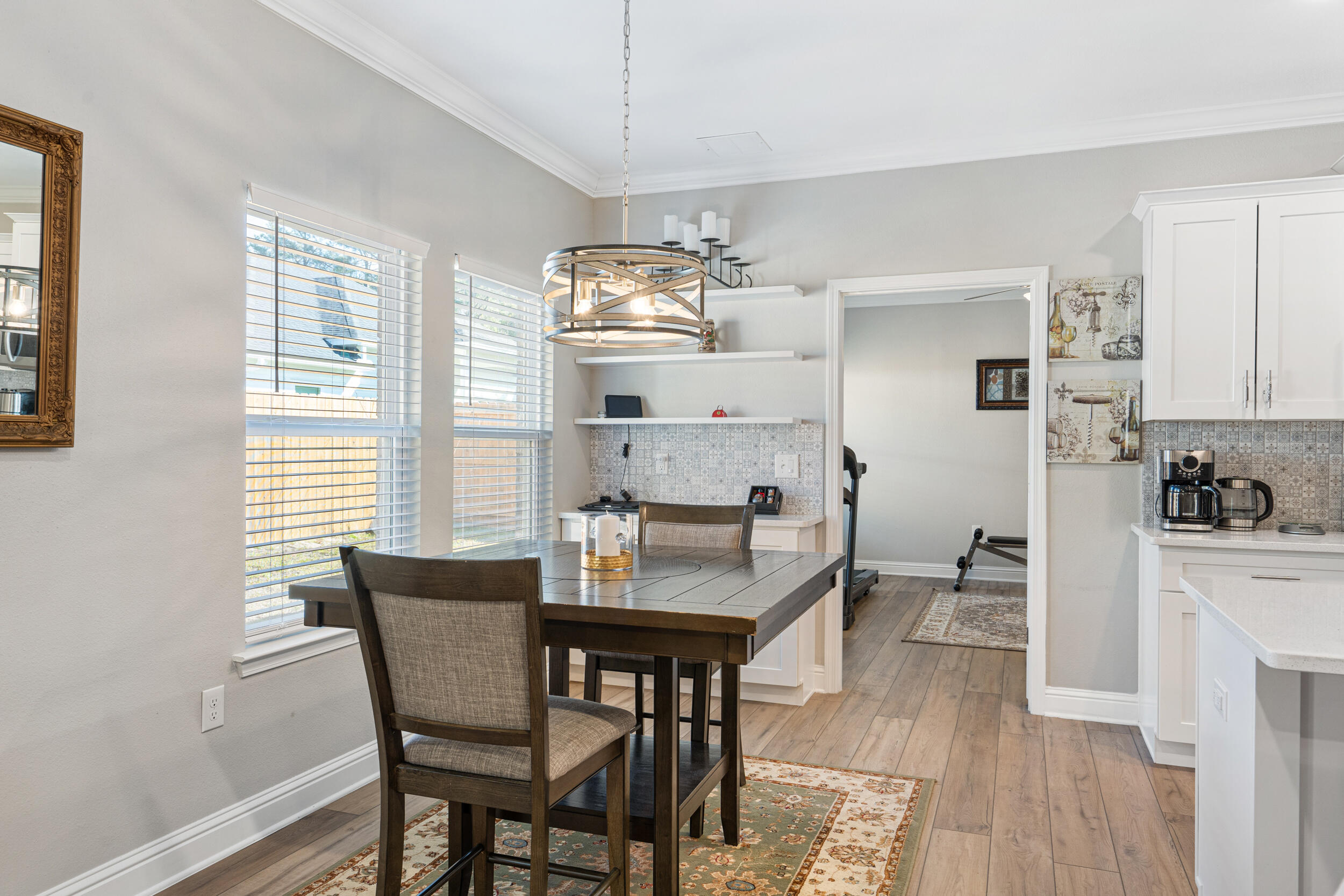 CASA LOMA S/D - Residential Lease