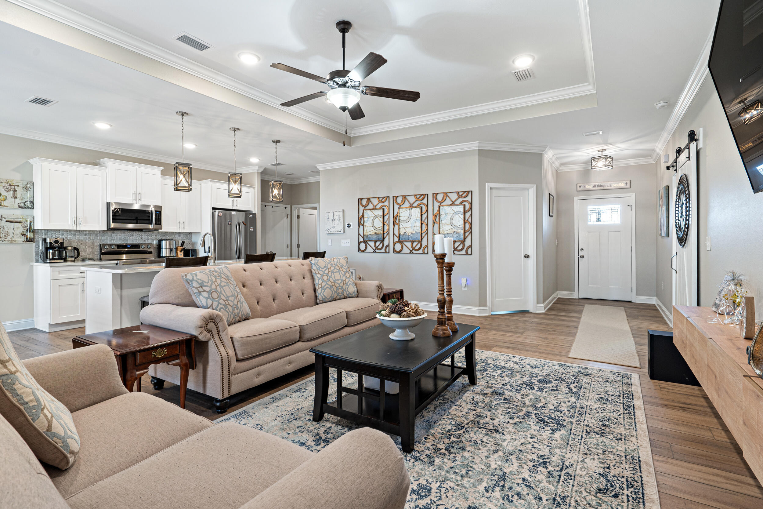 CASA LOMA S/D - Residential Lease