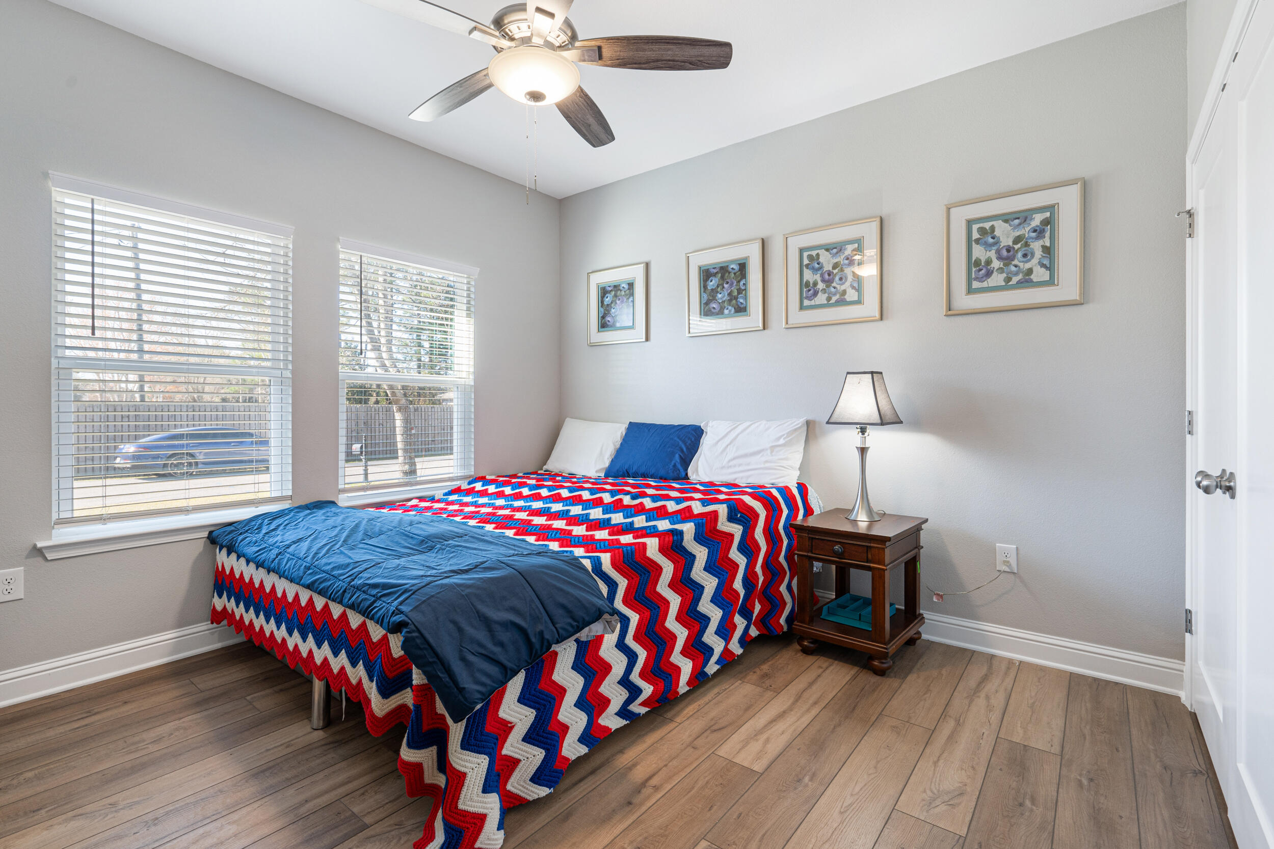 CASA LOMA S/D - Residential Lease