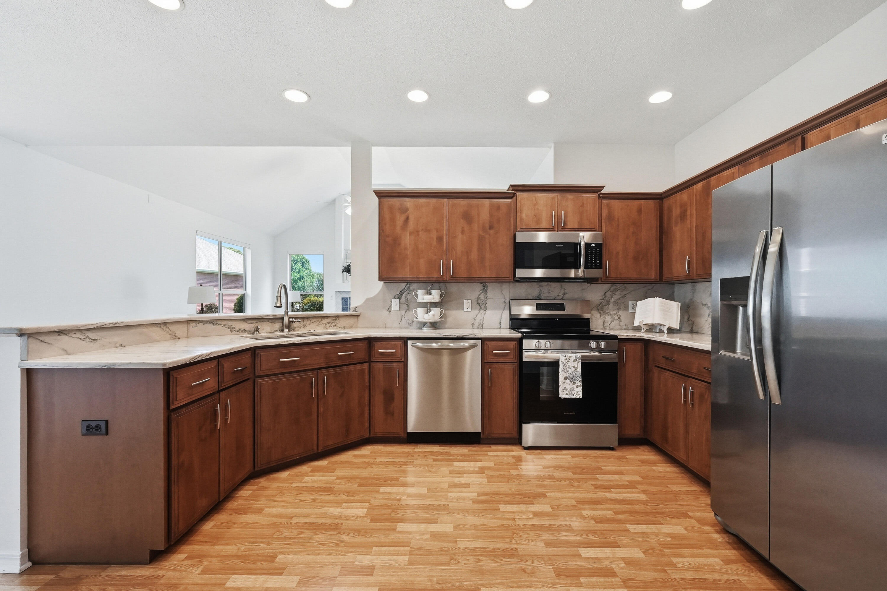 LINKS AT SHALIMAR POINTE - Residential