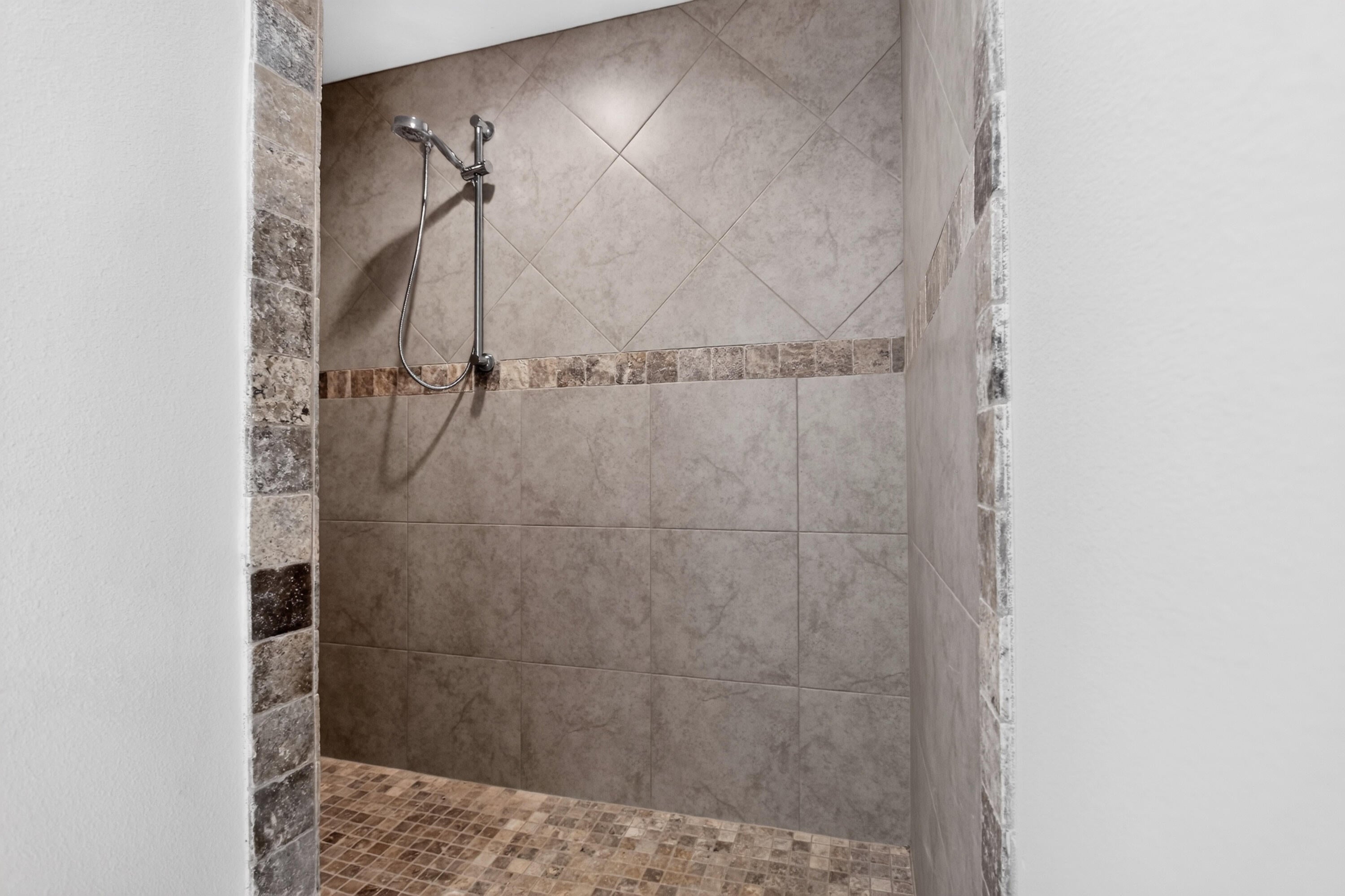 BROOKE ESTATES PHASE II - Residential