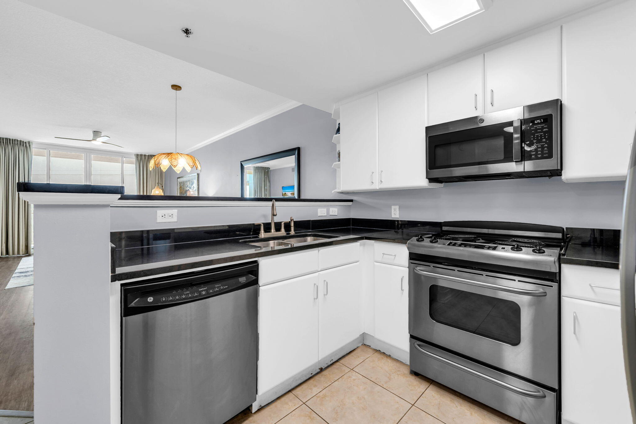 WATERSCAPE UNIT A430 - Residential