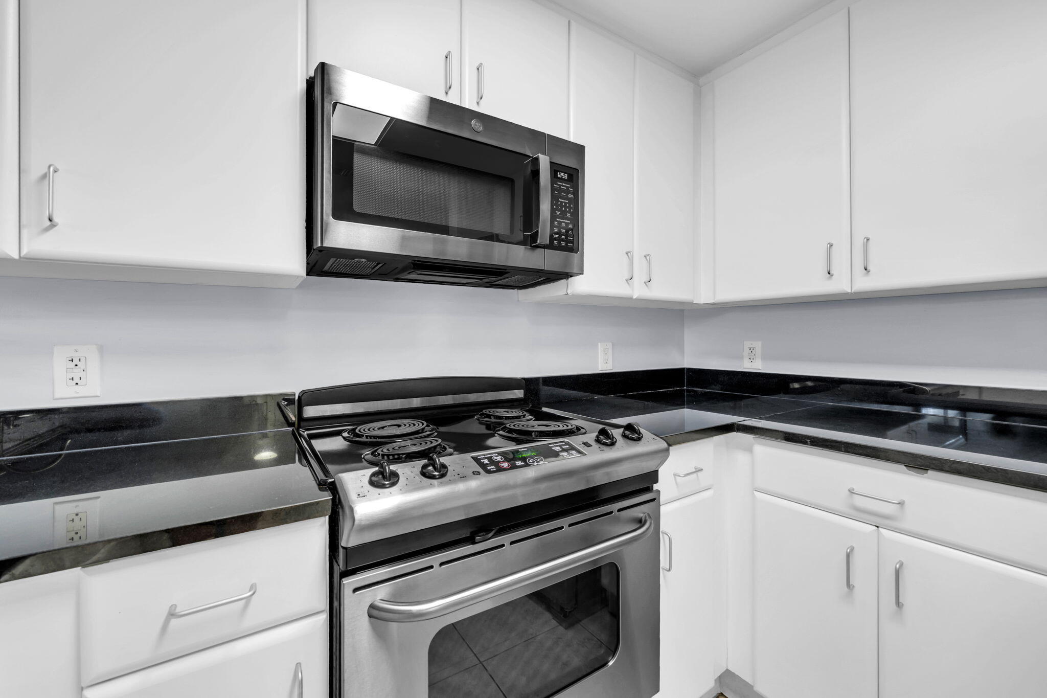 WATERSCAPE UNIT A430 - Residential