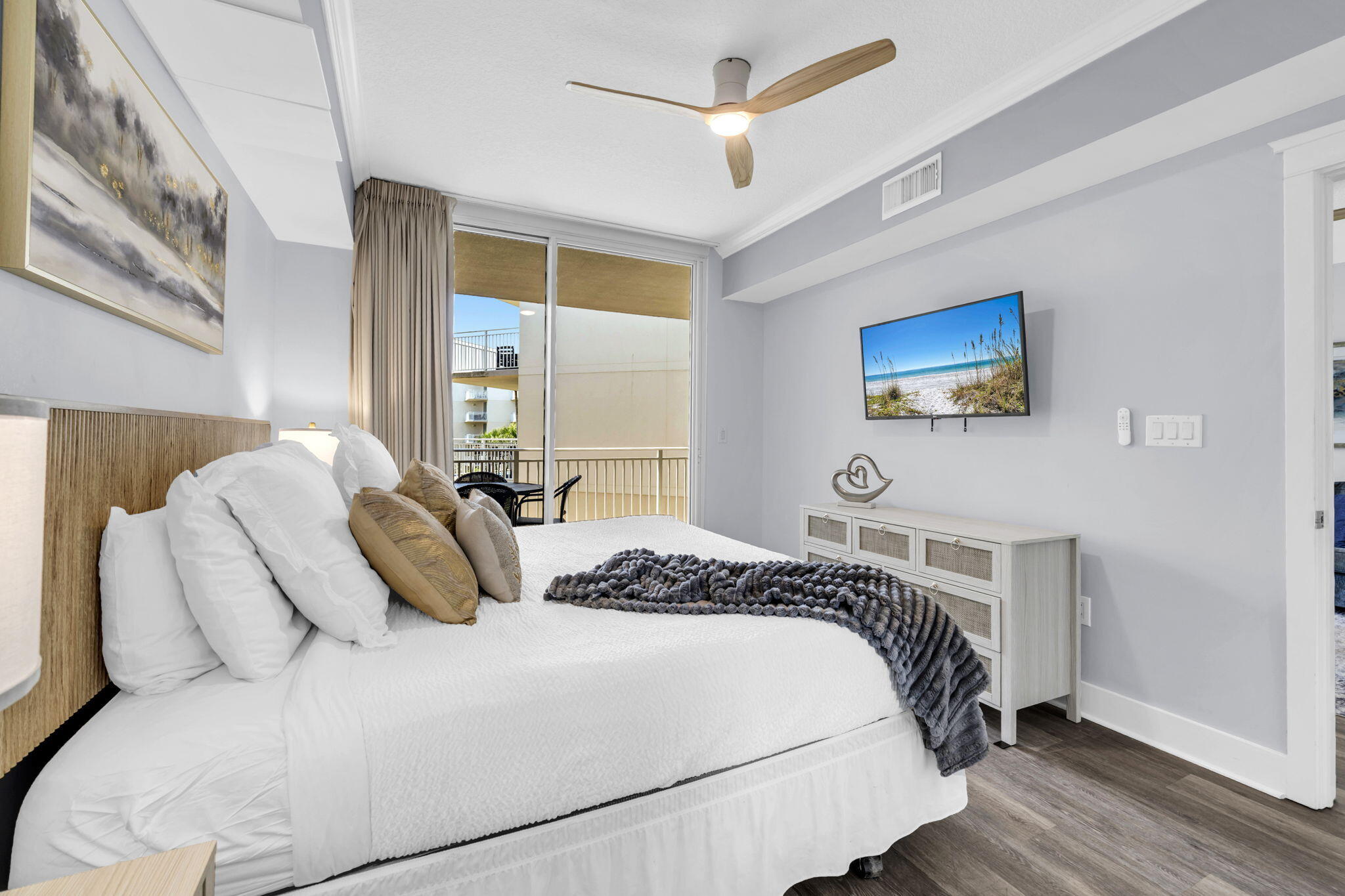 WATERSCAPE UNIT A430 - Residential