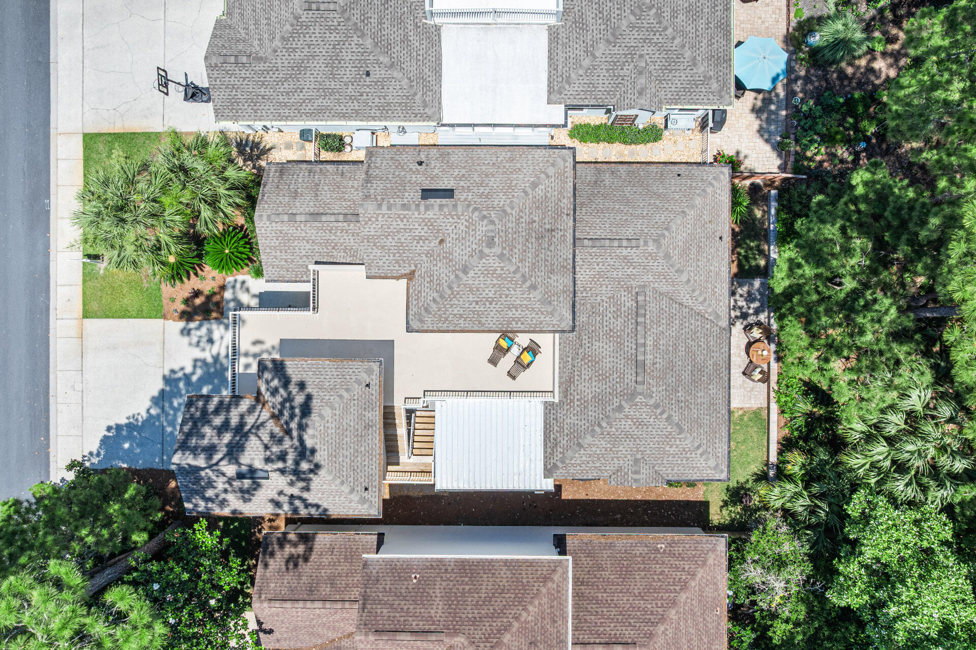 FAIRWAY VILLAS - Residential