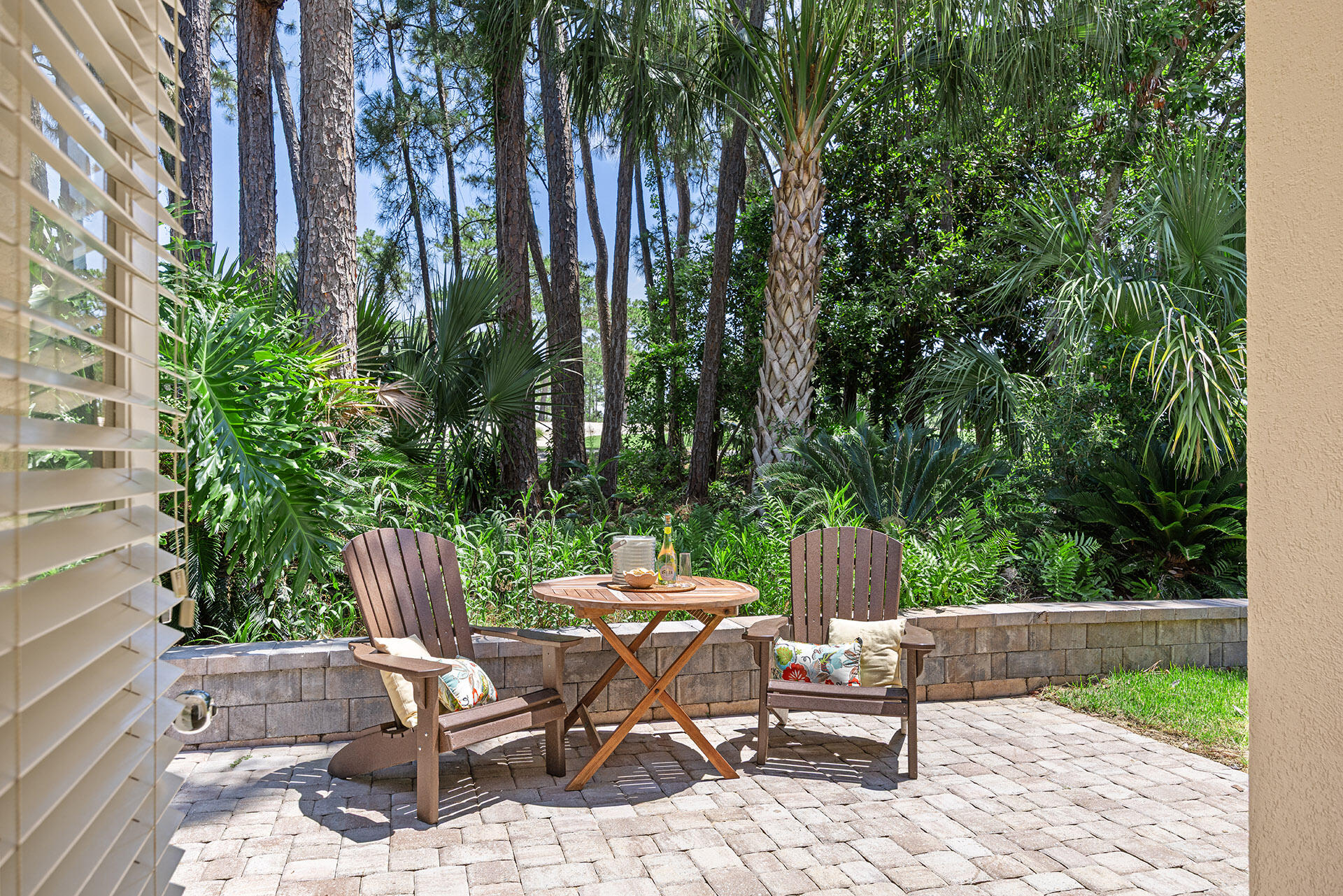 FAIRWAY VILLAS - Residential