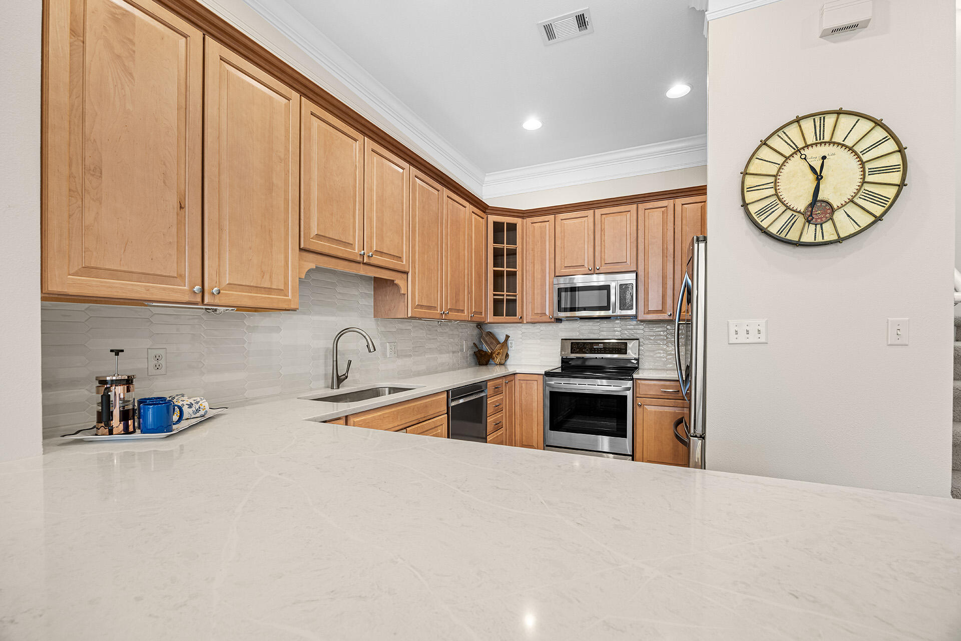 FAIRWAY VILLAS - Residential