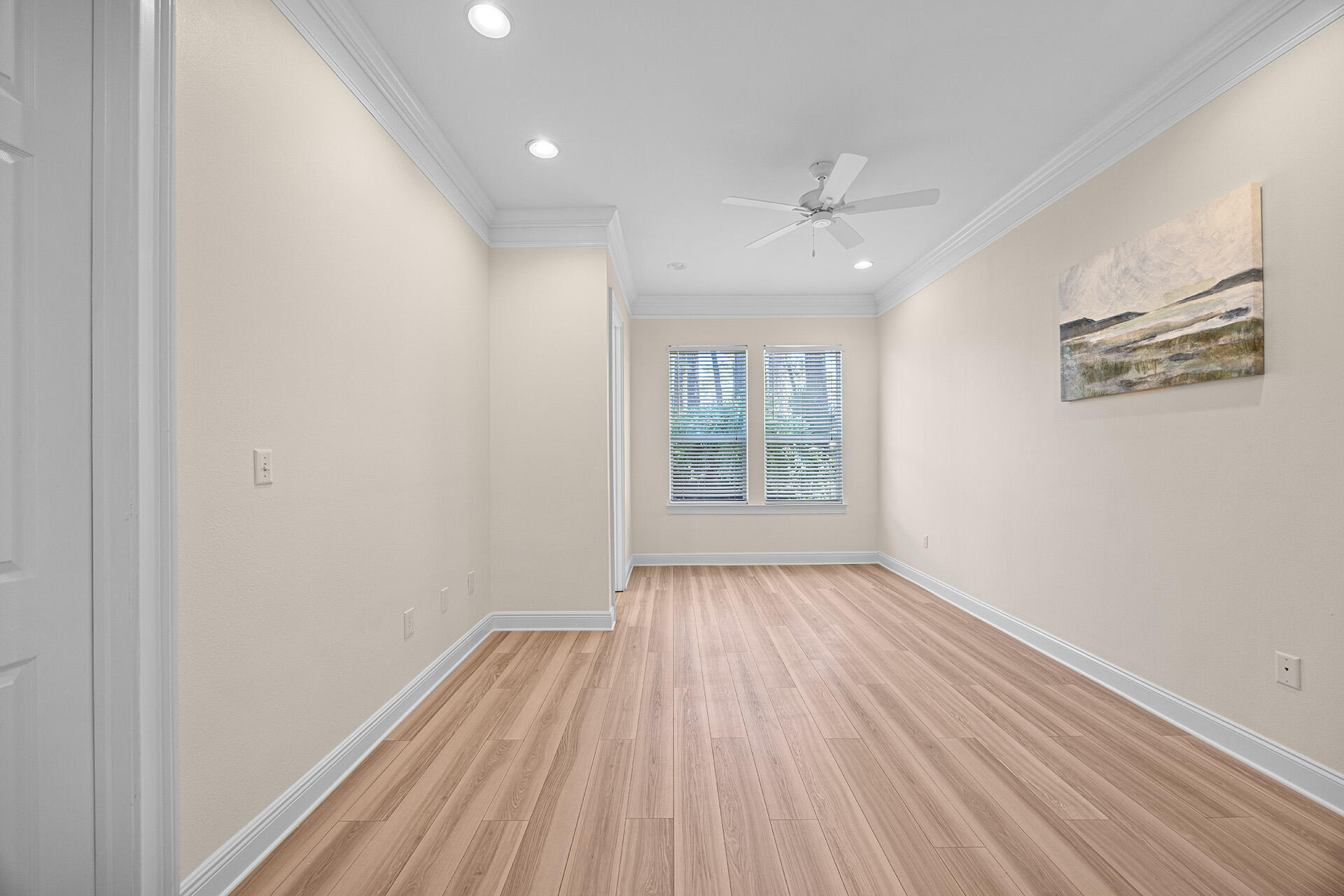 FAIRWAY VILLAS - Residential