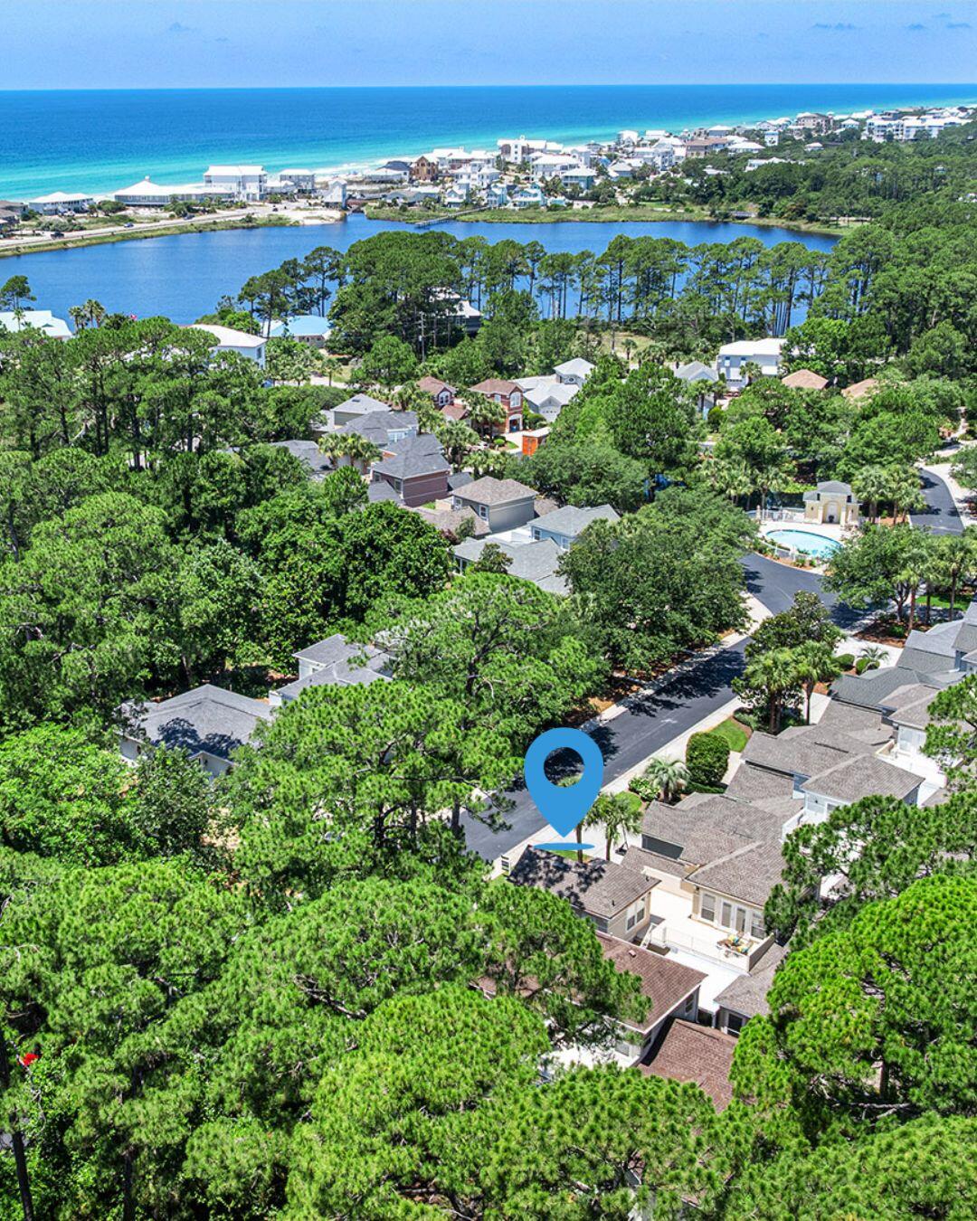 FAIRWAY VILLAS - Residential