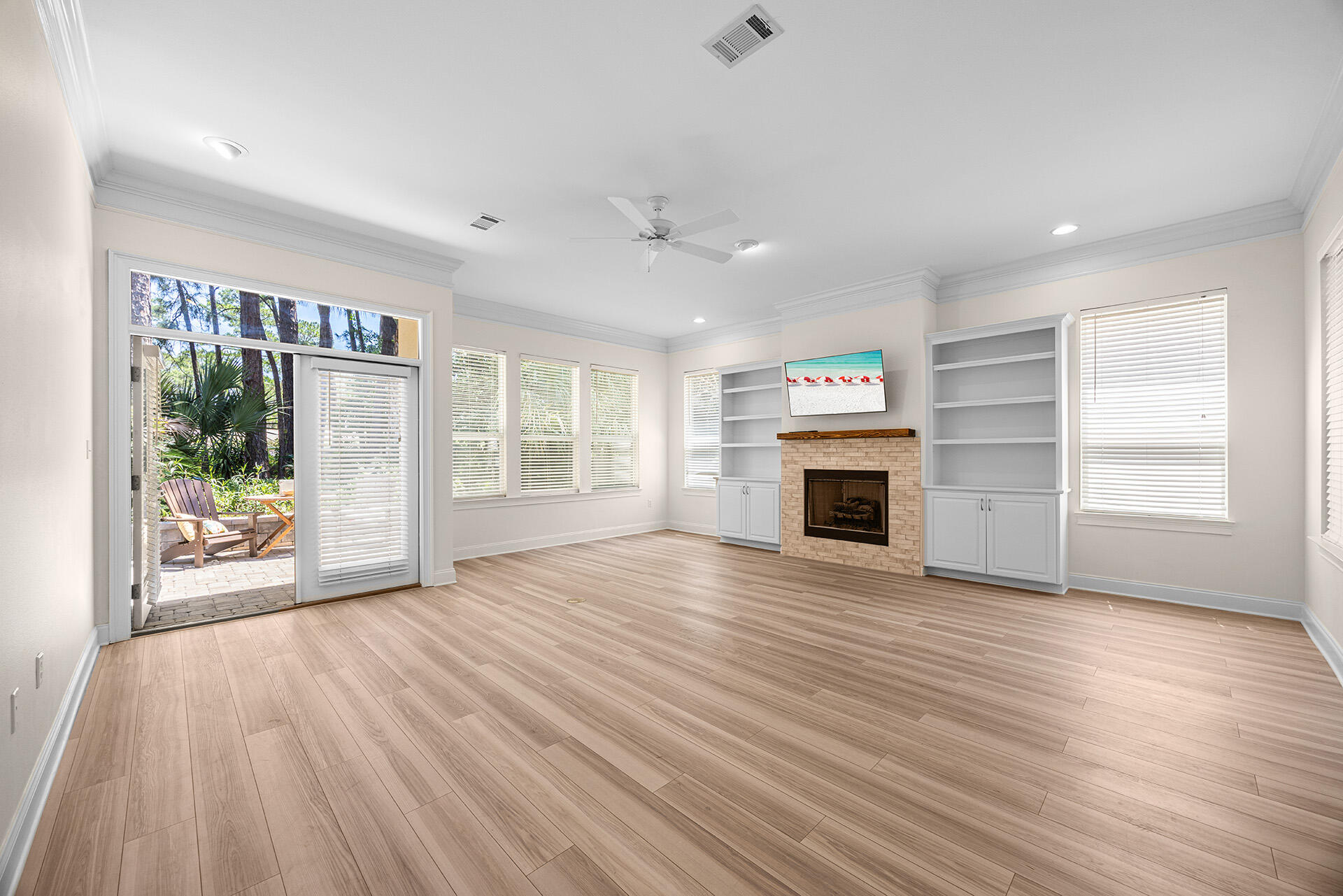 FAIRWAY VILLAS - Residential