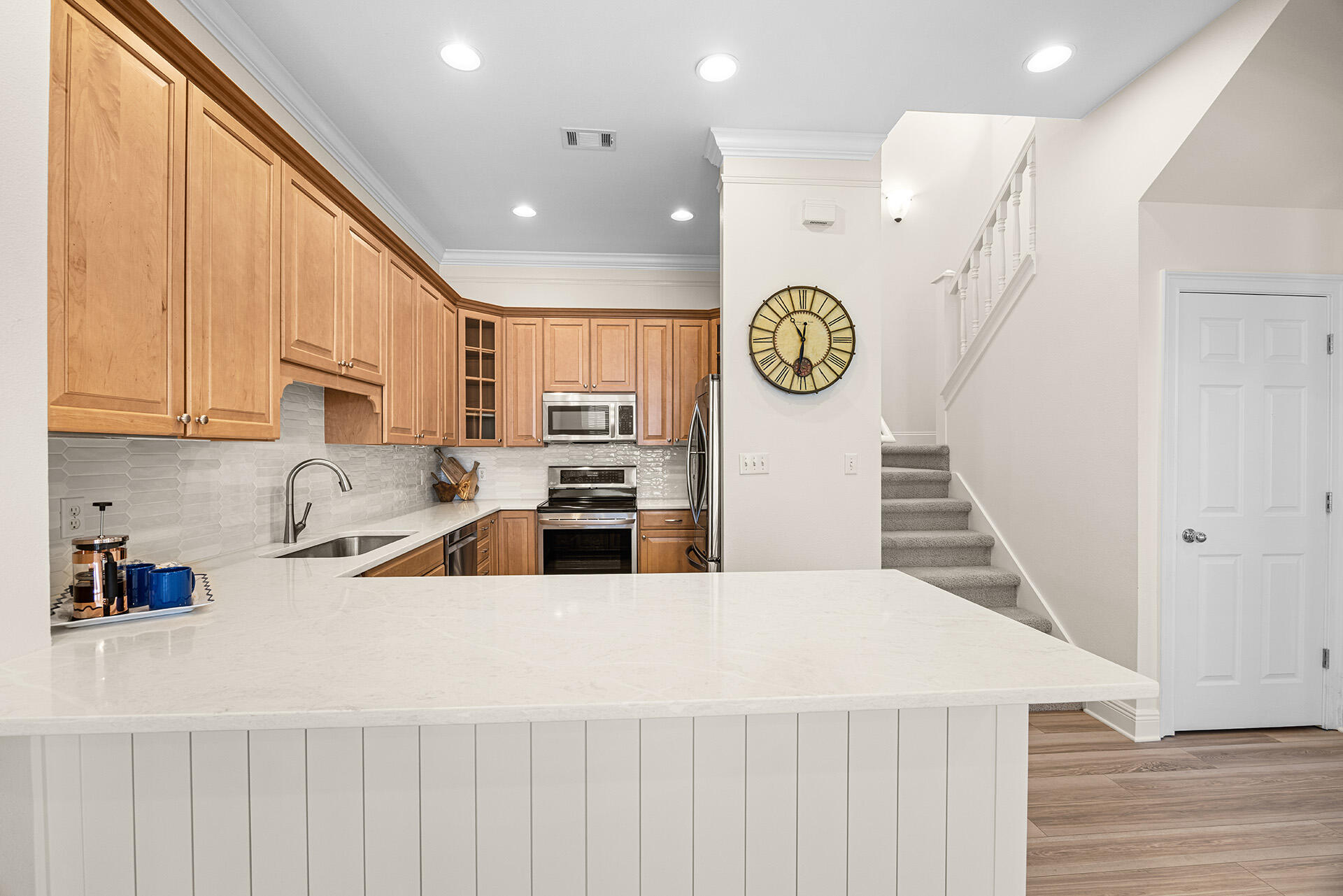 FAIRWAY VILLAS - Residential